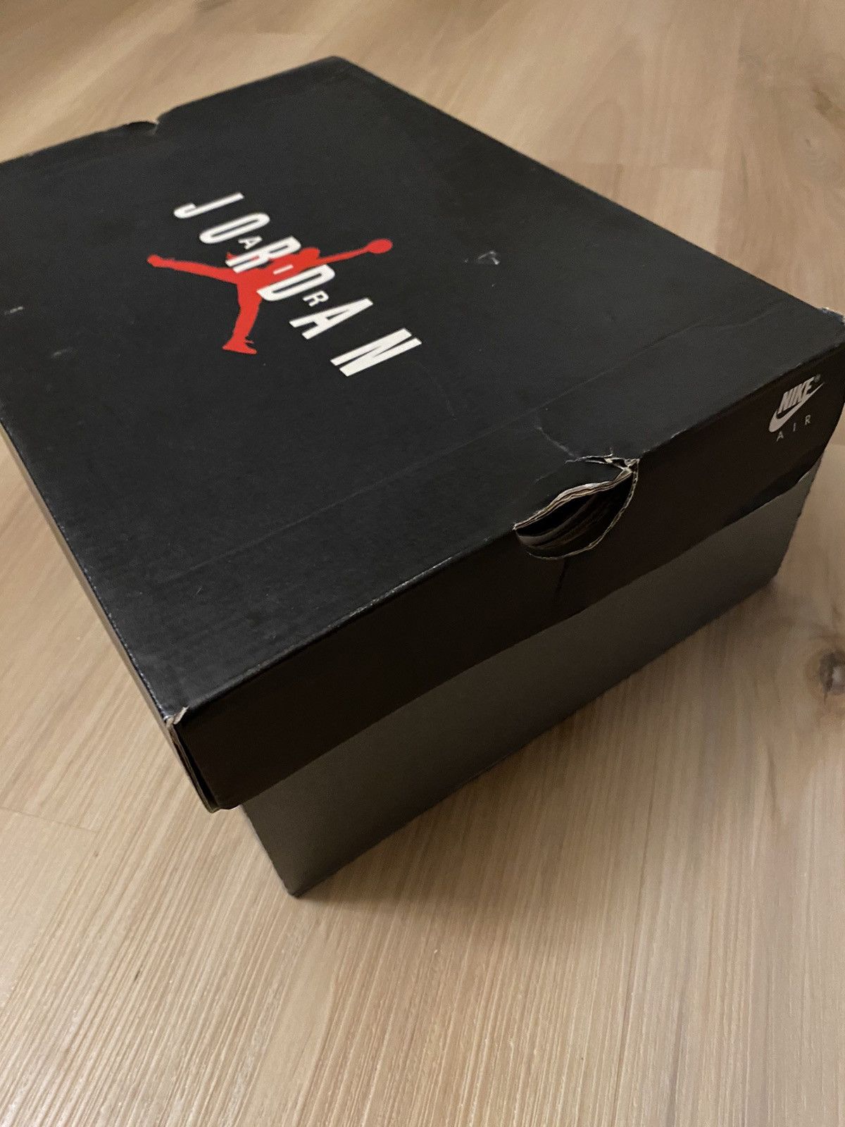 Jordan Brand Jordan 11 Jubilee GS Size US 6.5 / EU 39-40 - 8 Thumbnail