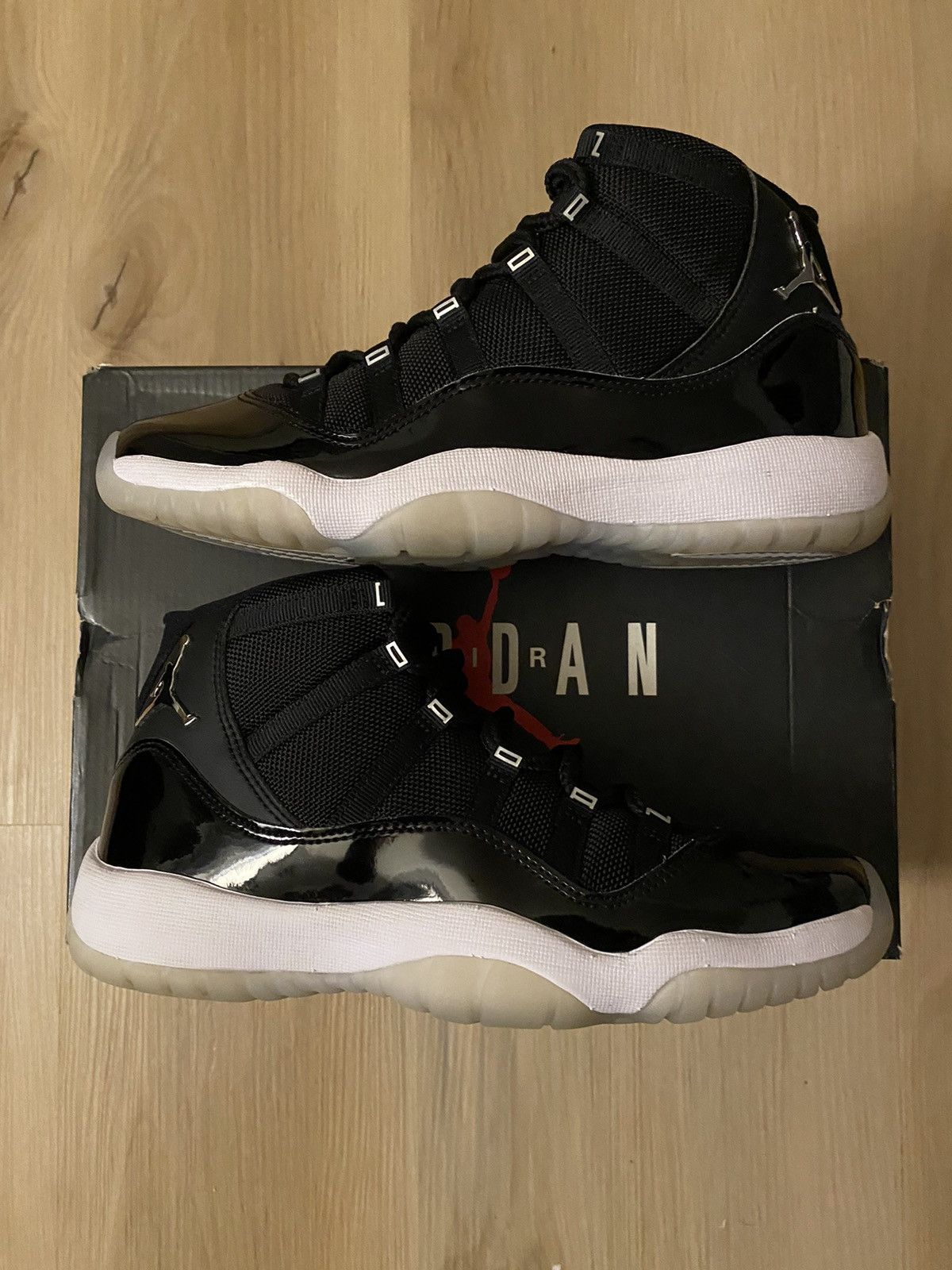 Jordan Brand Jordan 11 Jubilee GS Size US 6.5 / EU 39-40 - 1 Thumbnail