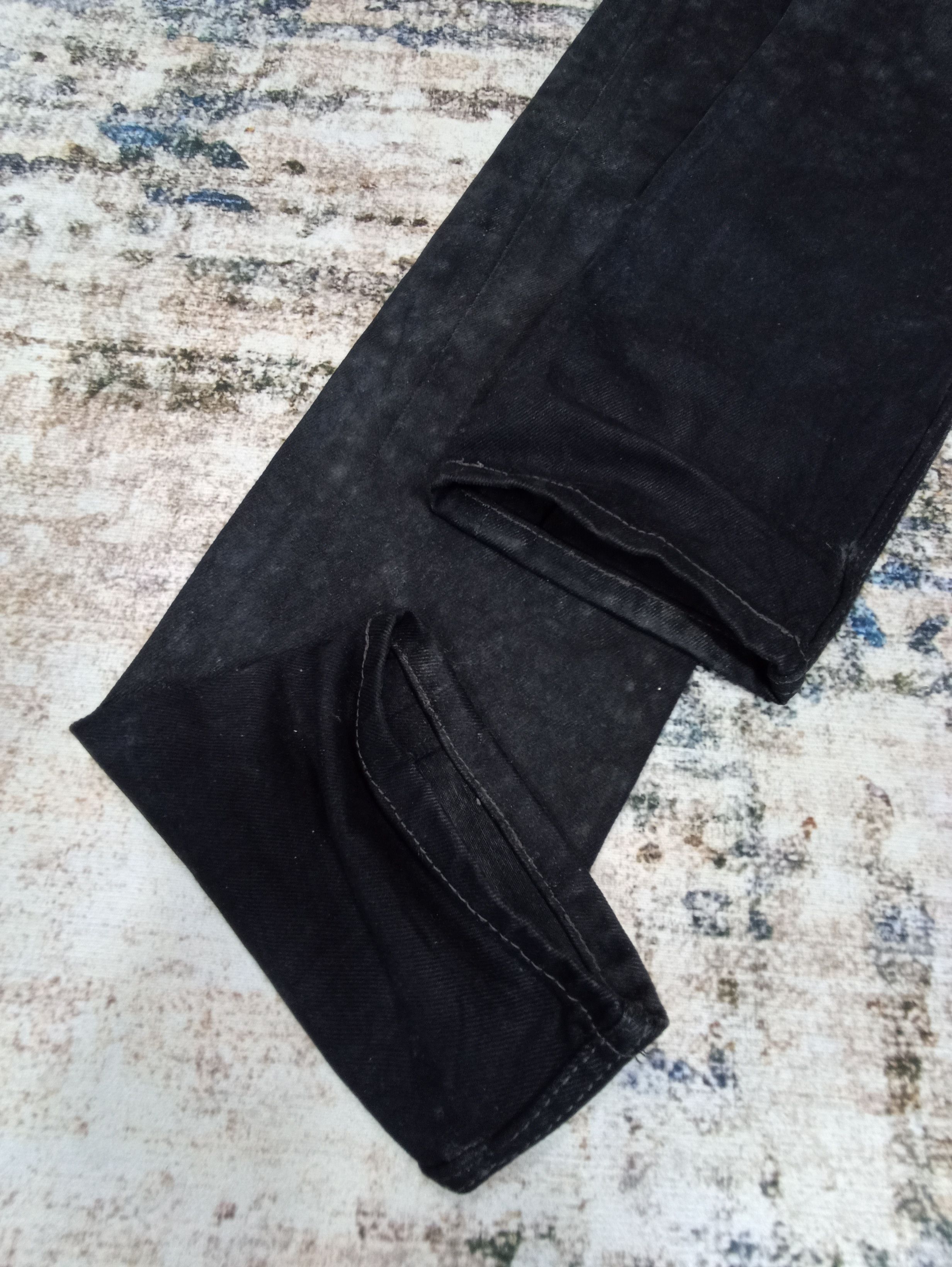 Jean × Levi's × Vintage Vintage Levi's 505 Faded Black -Jeans J087 Size US 35 - 7 Thumbnail