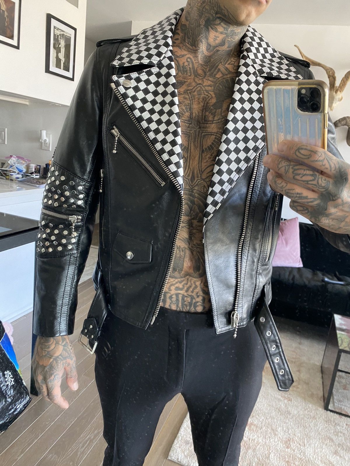 Celine Celine AW19 CHECKERED PERFECTO MOTO LEATHER JACKET EU48 Size US M / EU 48-50 / 2 - 19 Thumbnail