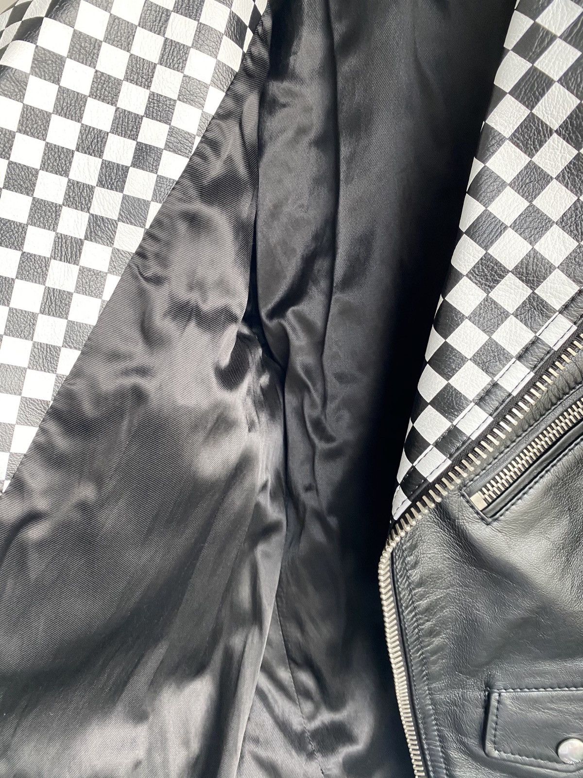 Celine Celine AW19 CHECKERED PERFECTO MOTO LEATHER JACKET EU48 Size US M / EU 48-50 / 2 - 10 Thumbnail