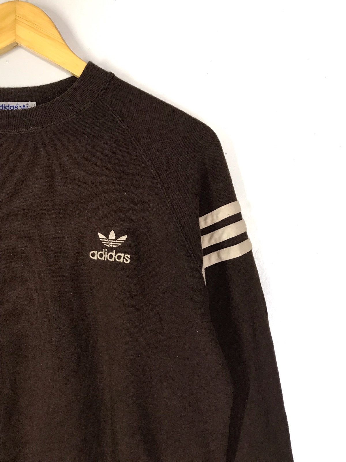 ADIDAS VINTAGE CREWNECK THREE STRIPE