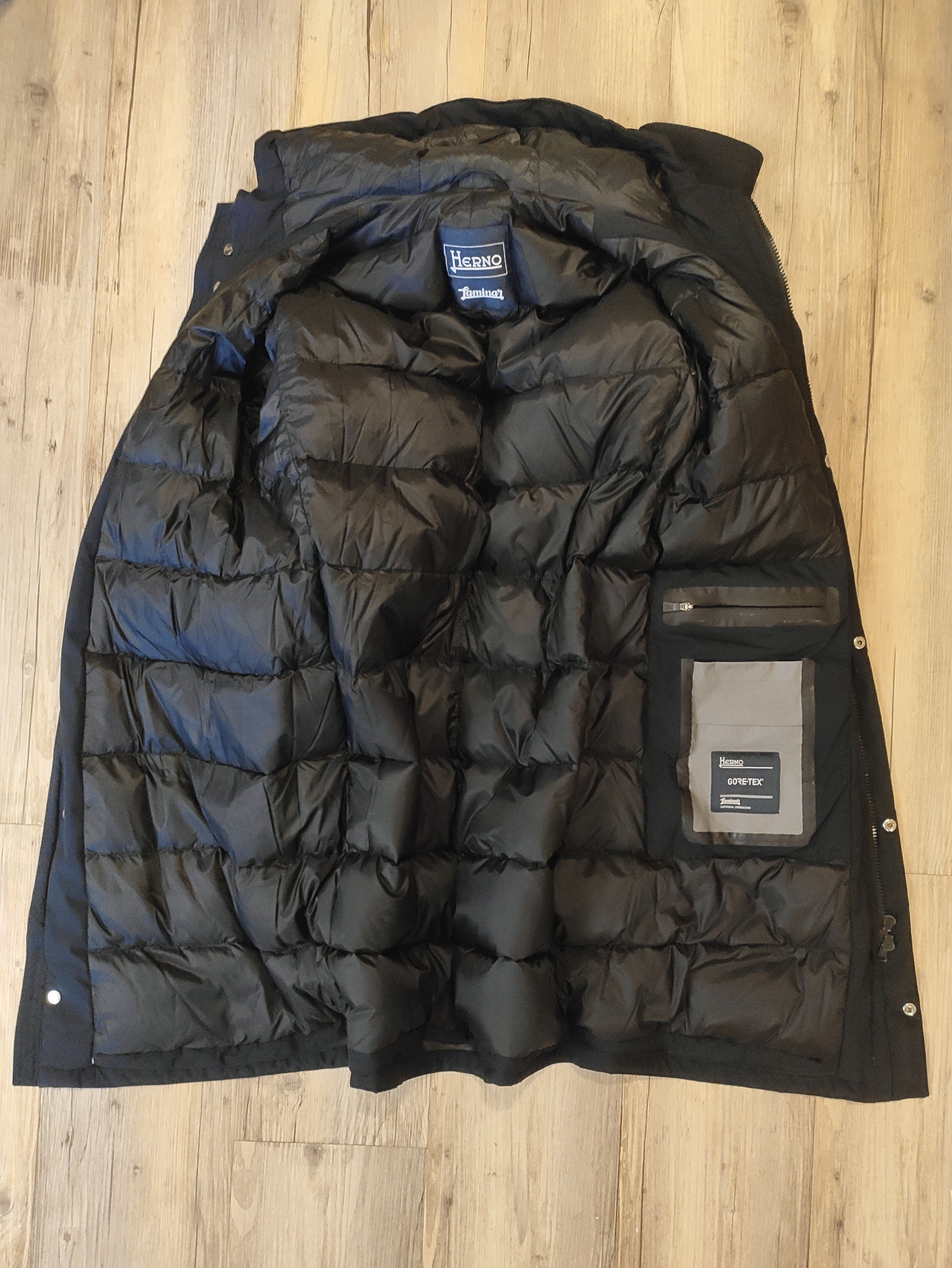 Herno Laminar Gore-tex down parka.Like Castangia or Louis Vuitton Size US M / EU 48-50 / 2 - 6 Thumbnail