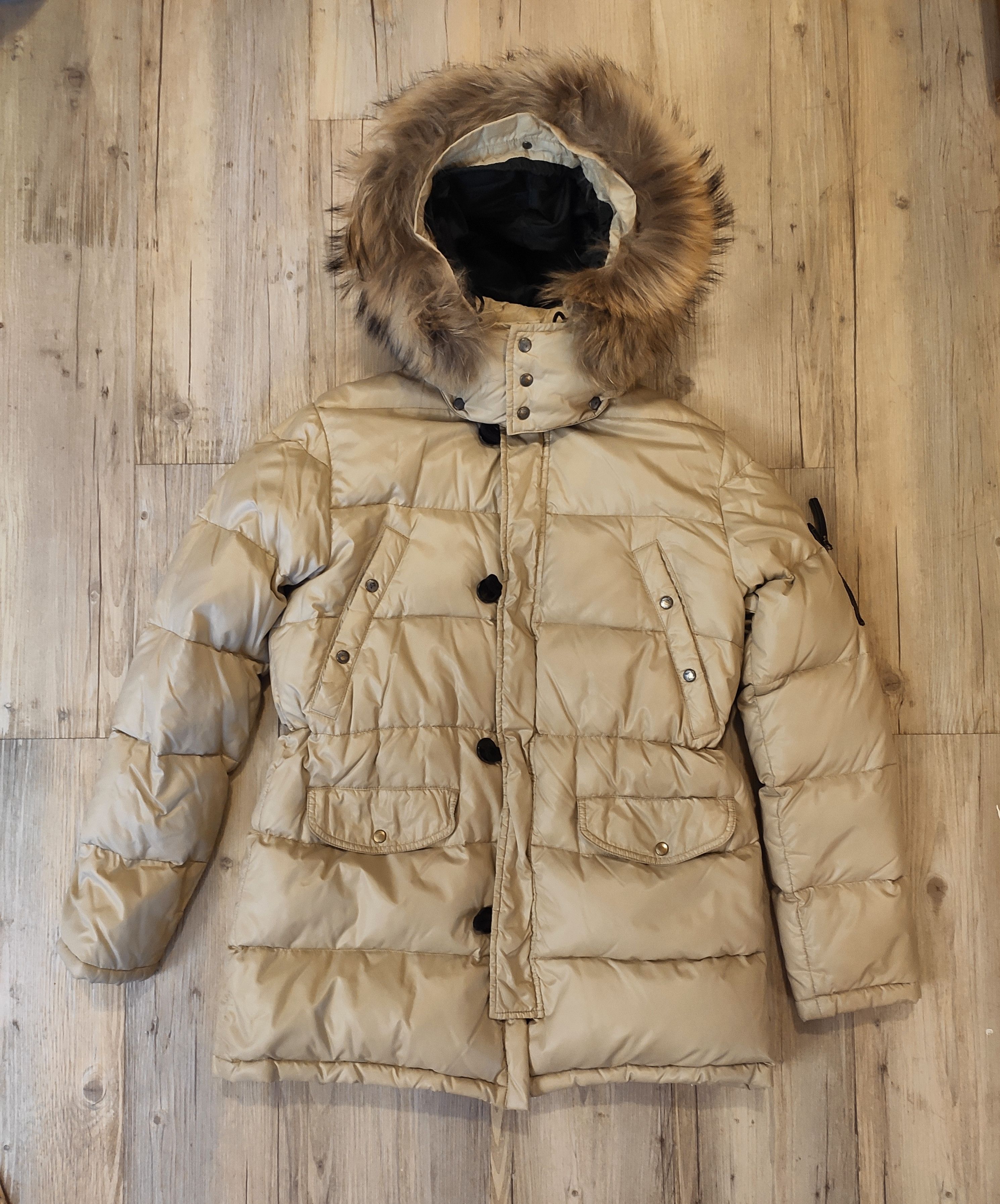 Duvetica Down parka.Like Moncler or Canada Goose coats Grailed