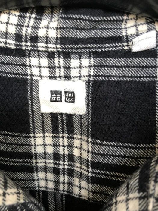 Japanese Brand Japanese Brand Uniqlo Plaid Tartan Flannel Shirt 👕 Size US XL / EU 56 / 4 - 4 Thumbnail