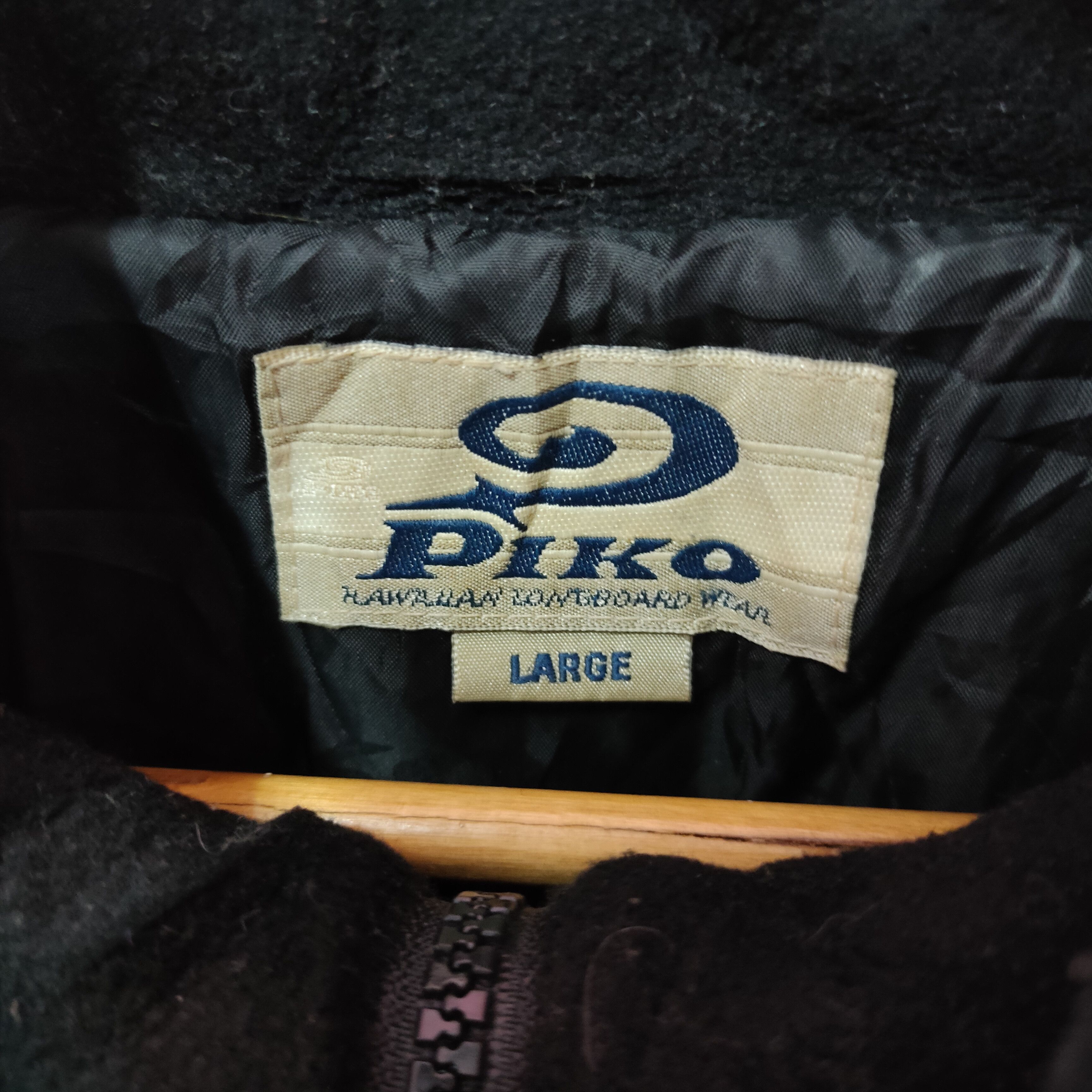 Other Vintage PIKO HAWAIIAN LONGBOARD Sidetape Black Sweater Size US L / EU 52-54 / 3 - 5 Thumbnail