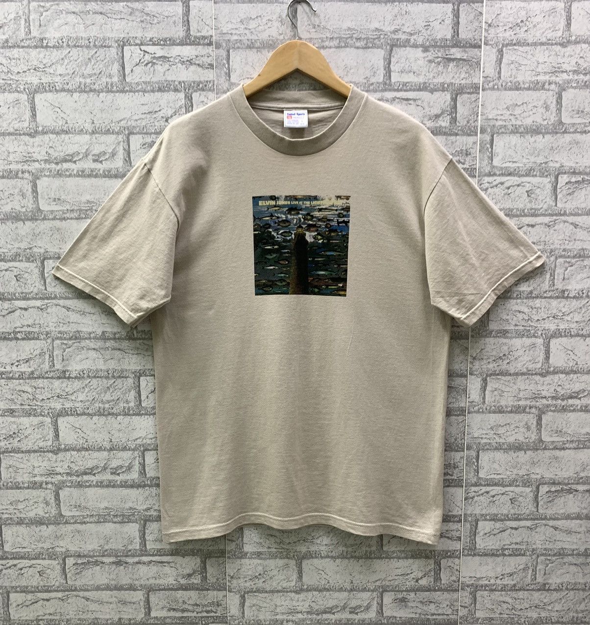 Band Tees Vintage Elvin Jones Live At The Lighthouse T-shirts Size US L / EU 52-54 / 3 - 1 Thumbnail