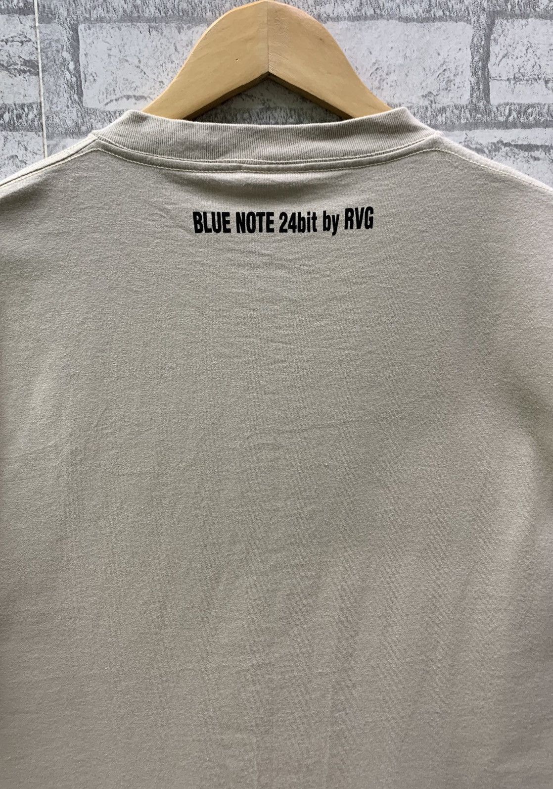 Band Tees Vintage Elvin Jones Live At The Lighthouse T-shirts Size US L / EU 52-54 / 3 - 5 Thumbnail