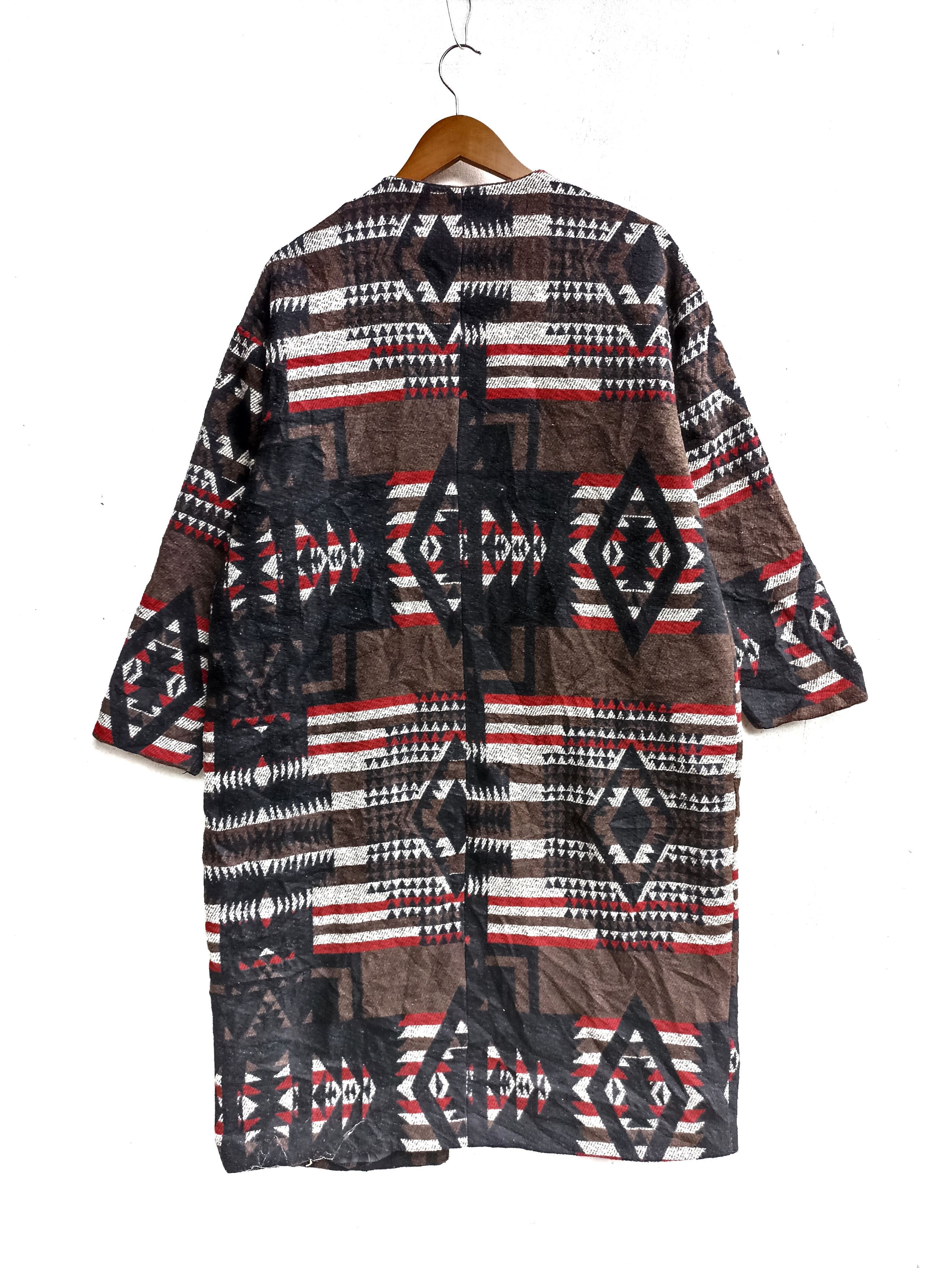 Native Navajo Cardigan jacket Native Art design parkas Size US M / EU 48-50 / 2 - 5 Thumbnail