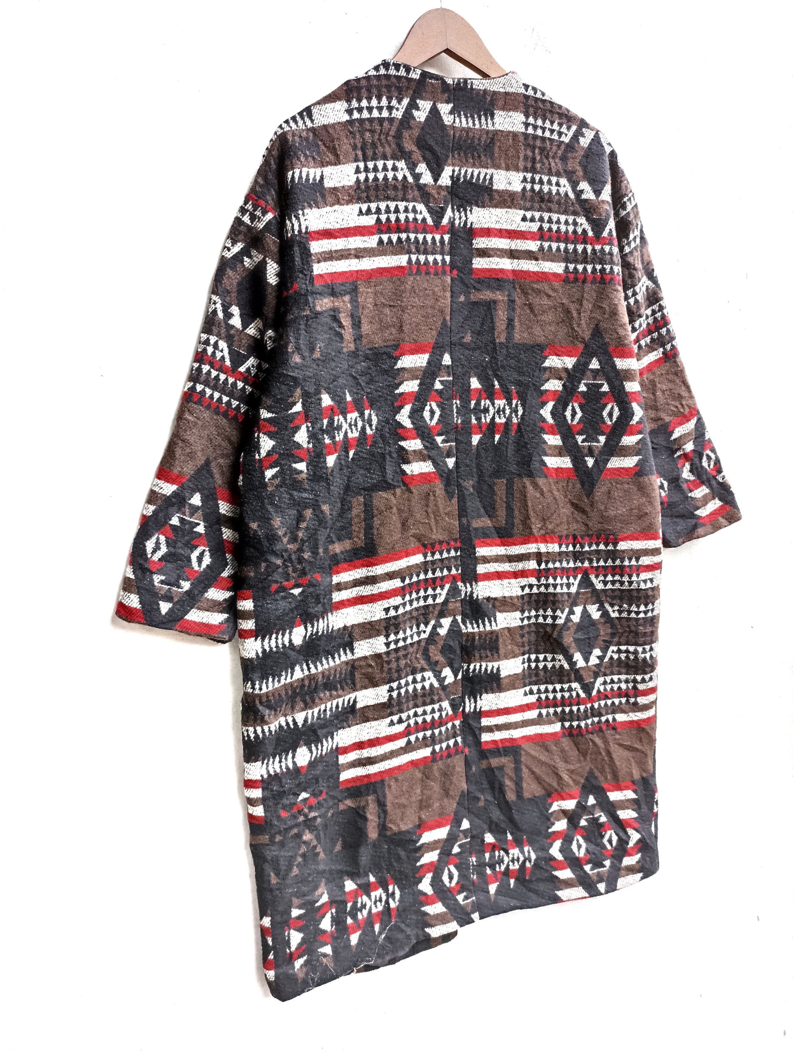 Native Navajo Cardigan jacket Native Art design parkas Size US M / EU 48-50 / 2 - 6 Thumbnail