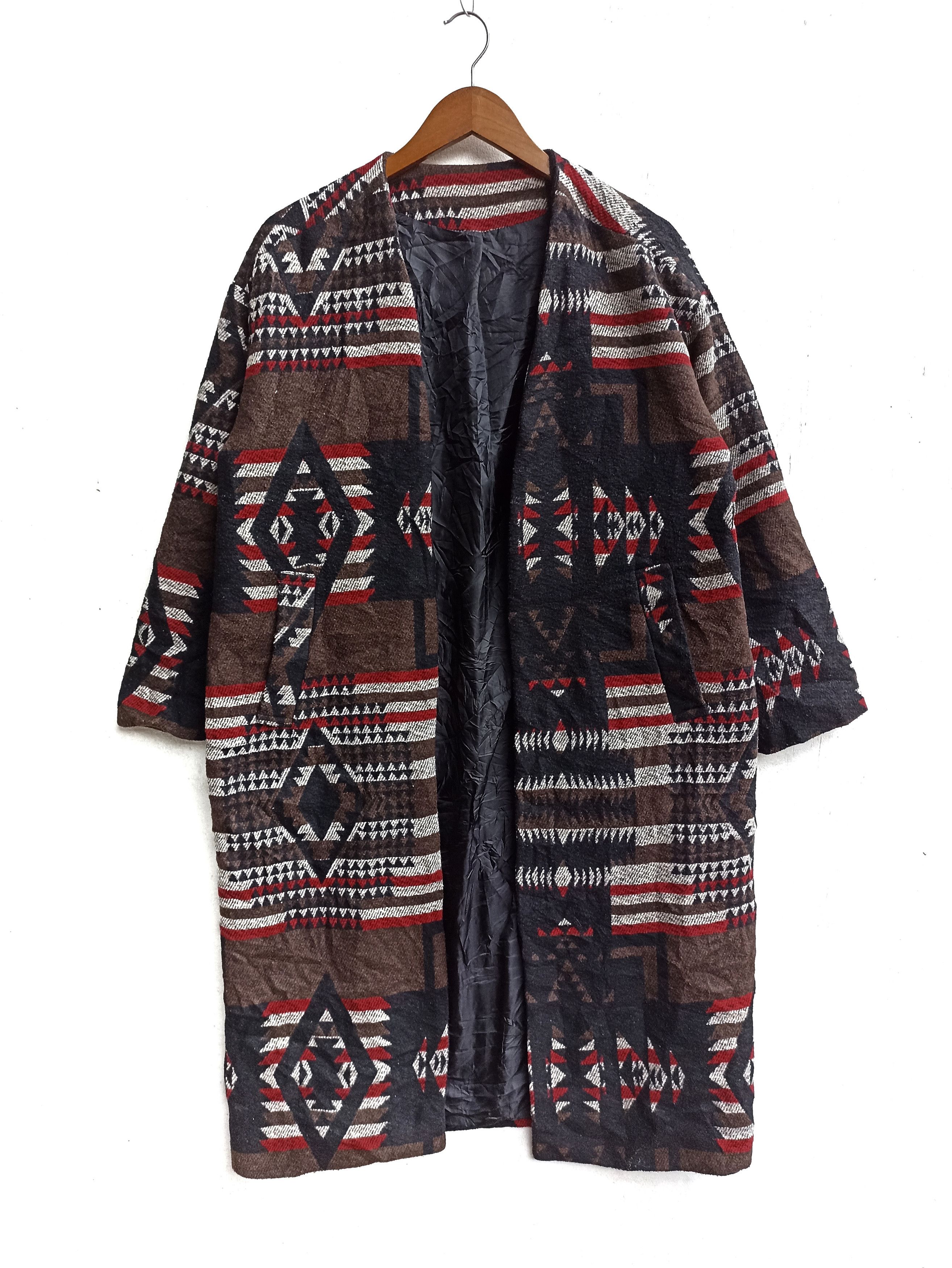 Native Navajo Cardigan jacket Native Art design parkas Size US M / EU 48-50 / 2 - 4 Thumbnail