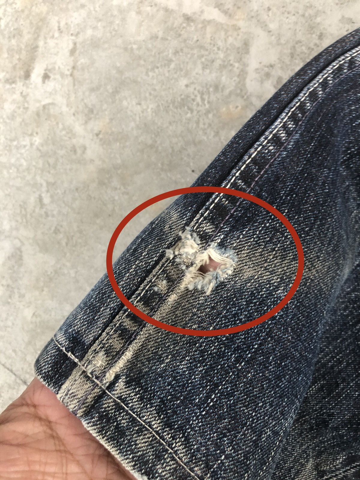 Levi's Y2k Distressed Jeans Levi’s 90’s Size US 33 - 14 Thumbnail