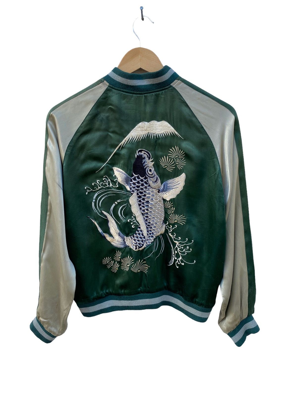 Vintage Vintage Sukajan embroidery koi fish riverside satin jacket Size US S / EU 44-46 / 1 - 5 Thumbnail