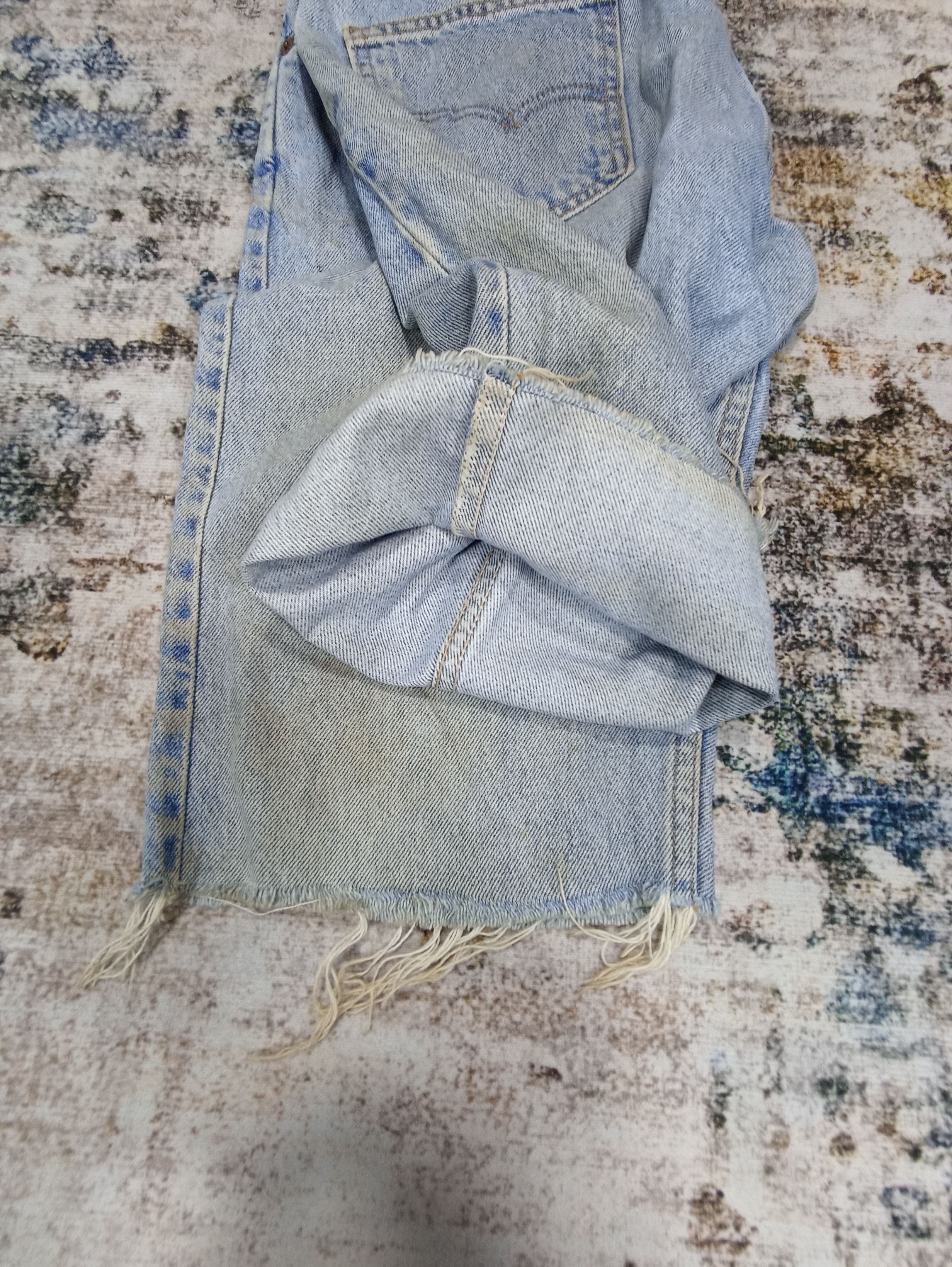 Levi's × Vintage Vintage Levi's 505 Cropped Jeans - J099 Size US 31 - 6 Thumbnail