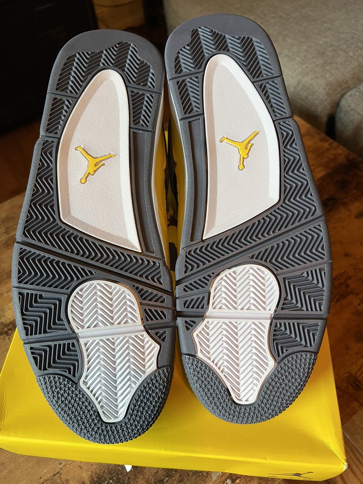 Jordan Brand Jordan 4 “Lightning” Size US 13 / EU 46 - 6 Thumbnail