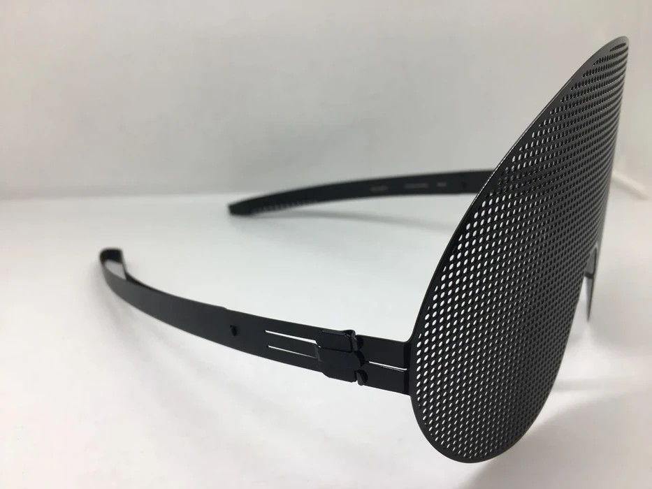 Vintage MOD OP ART PINHOLE BLACK SHIELD RUNWAY SHOW SUNGLASSES Size ONE SIZE - 3 Thumbnail
