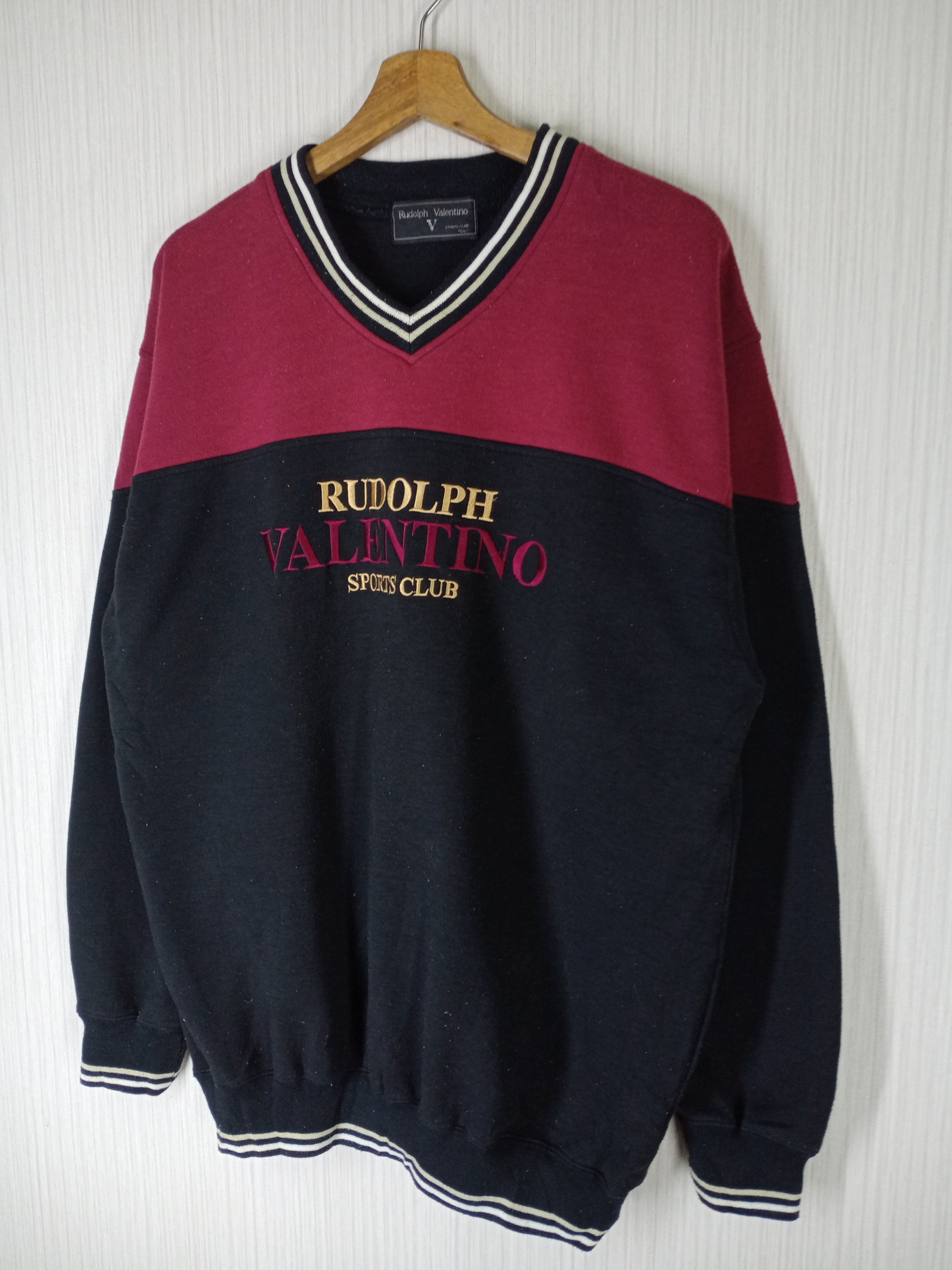 Valentino RARE VINTAGE 90'S RUDOLPH VALENTINO SWEATSHIRT Size US XL / EU 56 / 4 - 2 Thumbnail