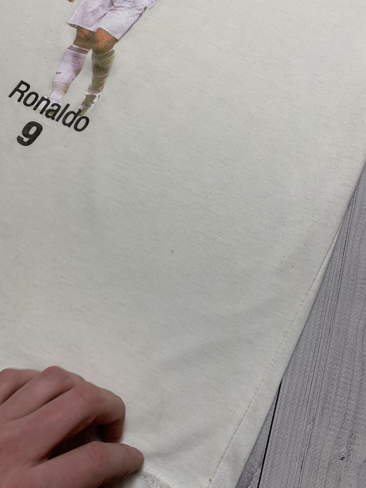 Vintage Vintage soccer jersey Ronaldo 9 Real Madrid size M Size US M / EU 48-50 / 2 - 5 Thumbnail