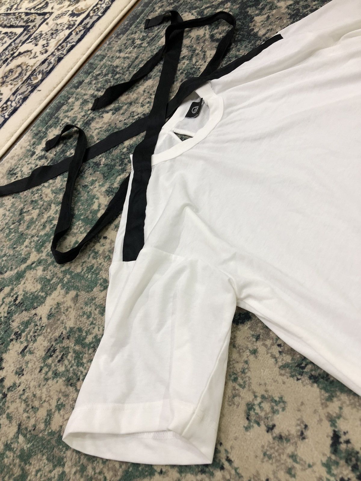 Undercover Gu x Undercover Bondage Laces Tee Size US S / EU 44-46 / 1 - 6 Thumbnail