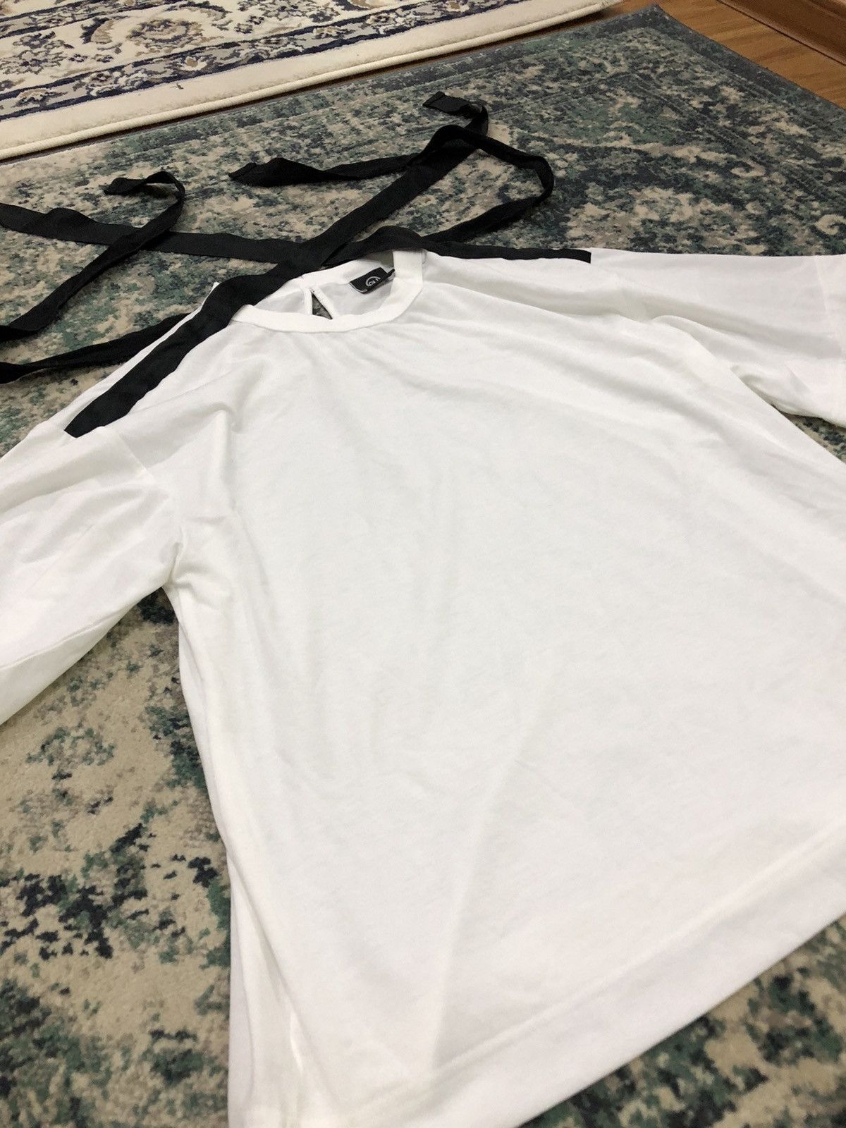 Undercover Gu x Undercover Bondage Laces Tee Size US S / EU 44-46 / 1 - 5 Thumbnail