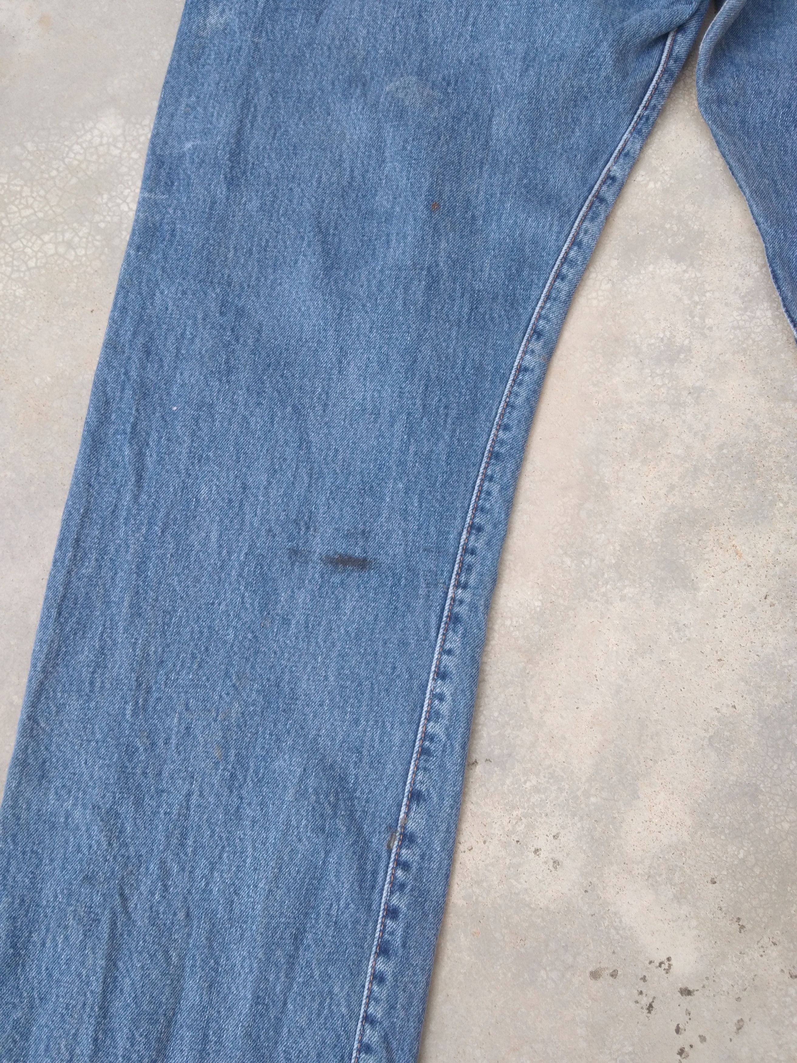 Levi's Vintage Levi's 501 Distressed Jeans 40x35 Size US 40 / EU 56 - 3 Thumbnail