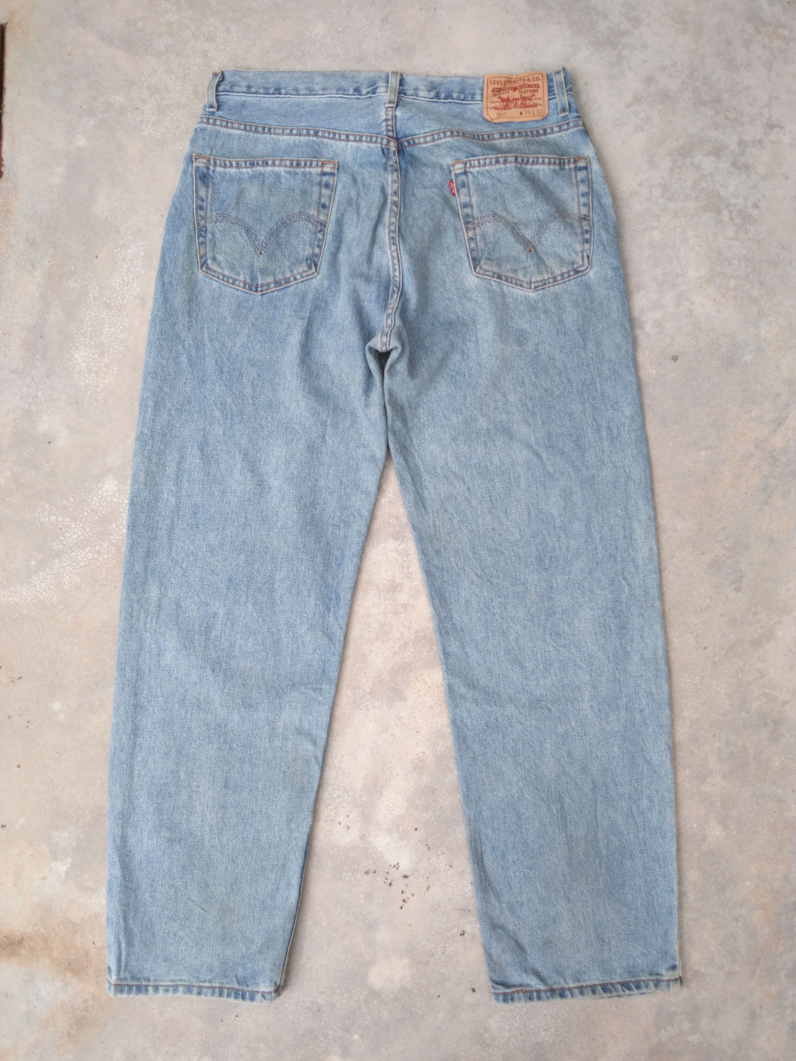 Levi's Vintage Levi's Jeans 550 Relaxed Distressed Denim 36x32 Size US 36 / EU 52 - 2 Thumbnail