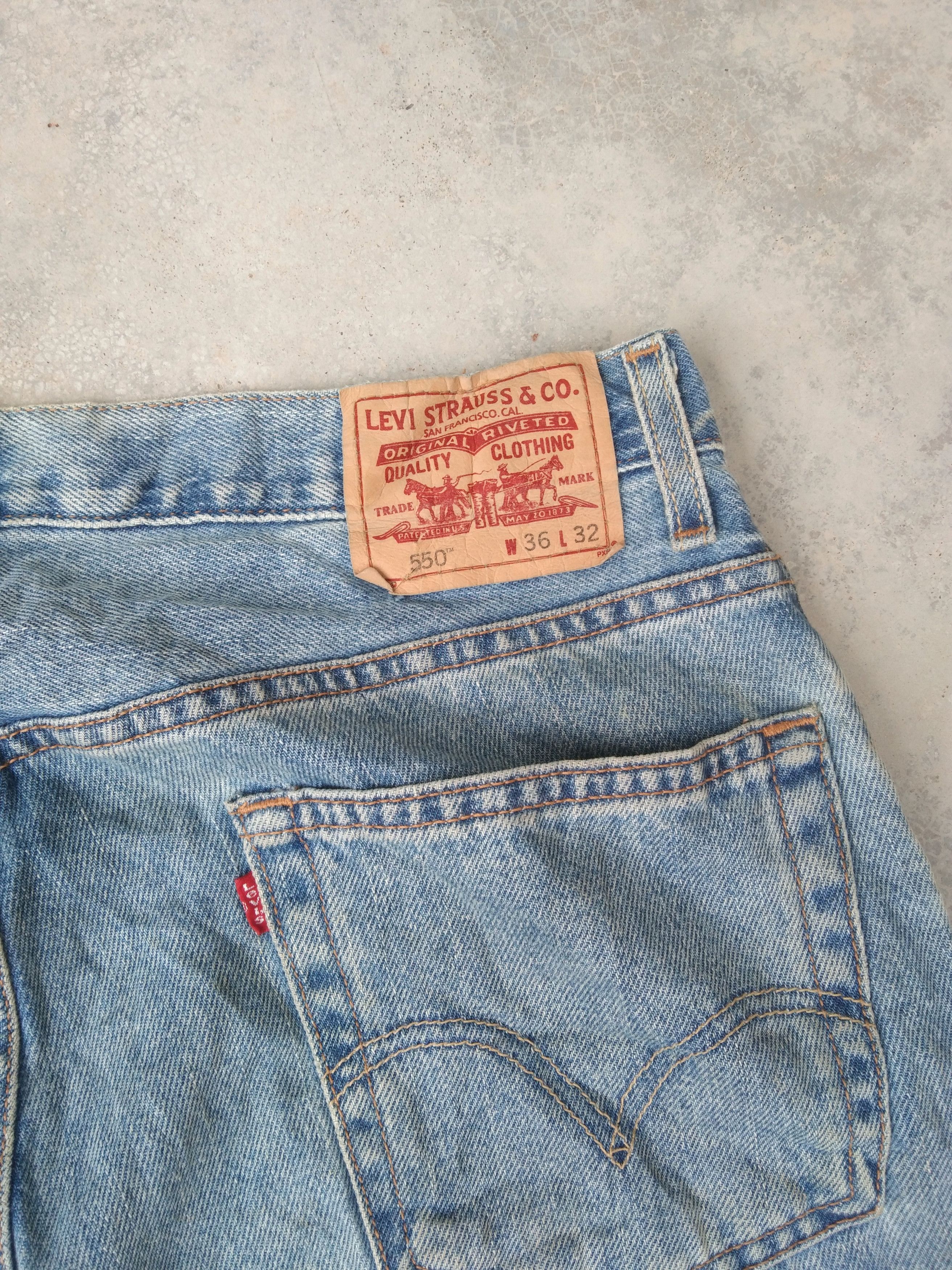 Levi's Vintage Levi's Jeans 550 Relaxed Distressed Denim 36x32 Size US 36 / EU 52 - 3 Thumbnail