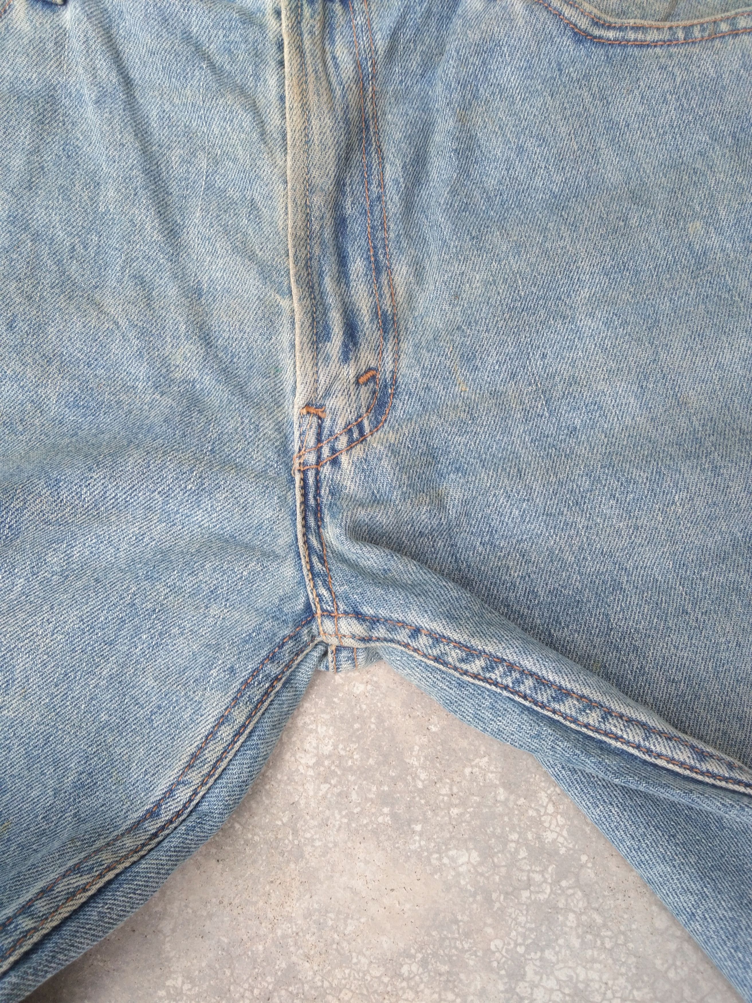 Levi's Vintage Levi's Jeans 550 Relaxed Distressed Denim 36x32 Size US 36 / EU 52 - 5 Thumbnail