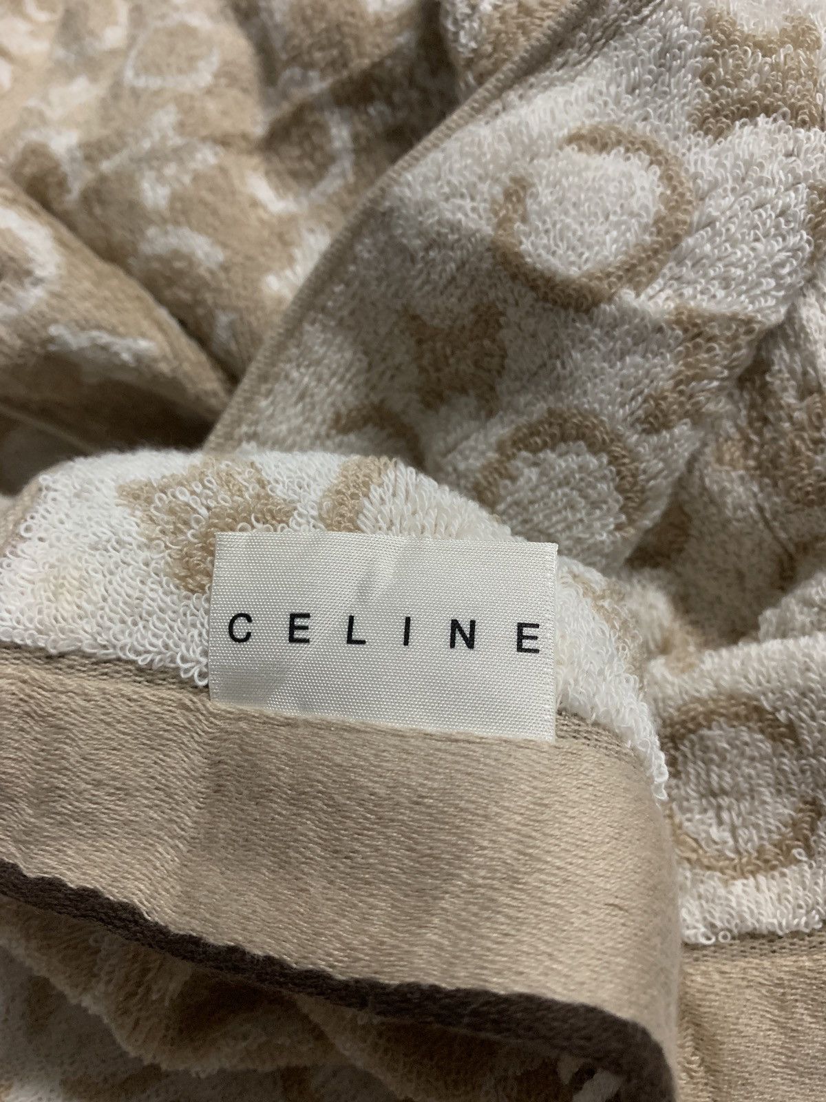 Celine × Vintage VINTAGE CELINE PARIS MONOGRAM BEIGE BATH TOWEL Size ONE SIZE - 3 Thumbnail