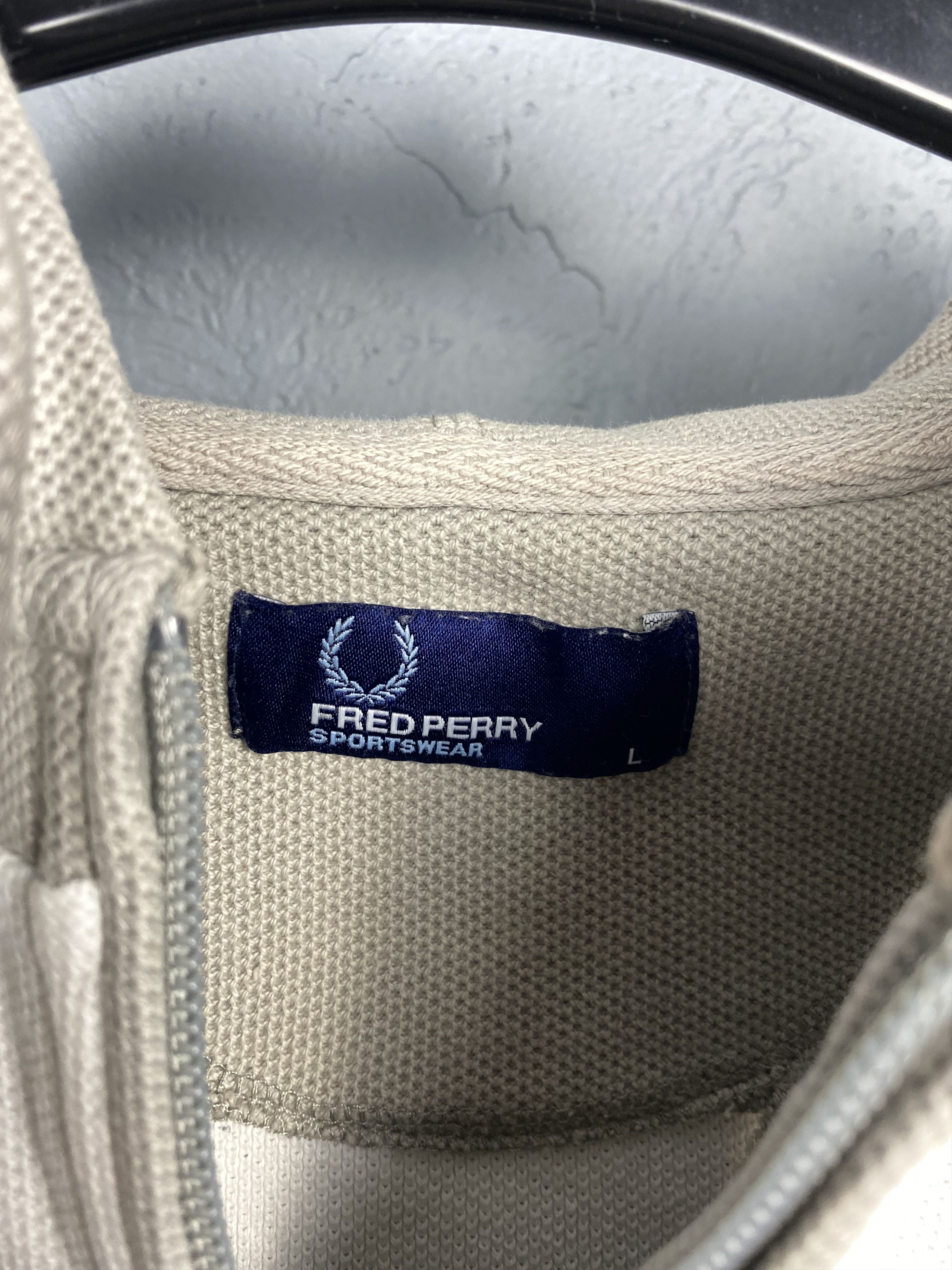 Fred Perry Fred Perry Vintage Mens Big Logo Hoodie Size US L / EU 52-54 / 3 - 10 Thumbnail