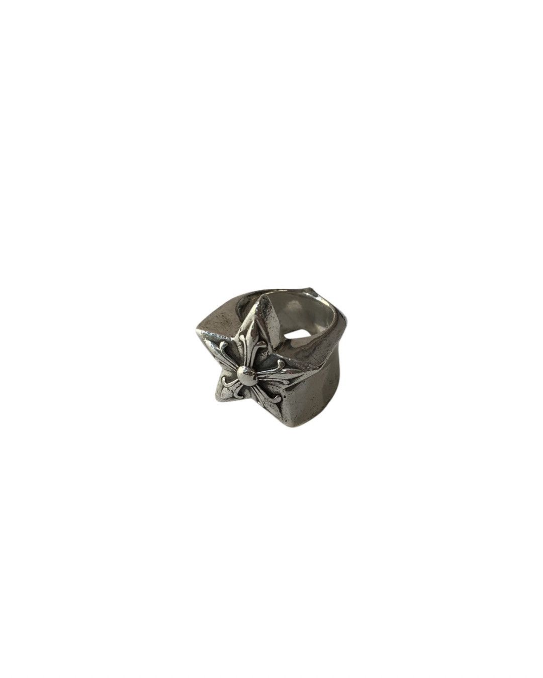 image of Chrome Hearts Star Ring in Silver, Men's