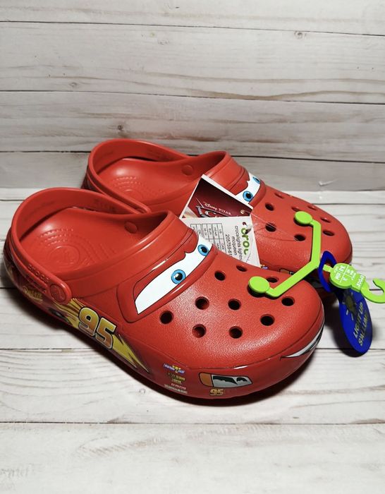 crocband cars lightning mcqueen crocs light up shoes