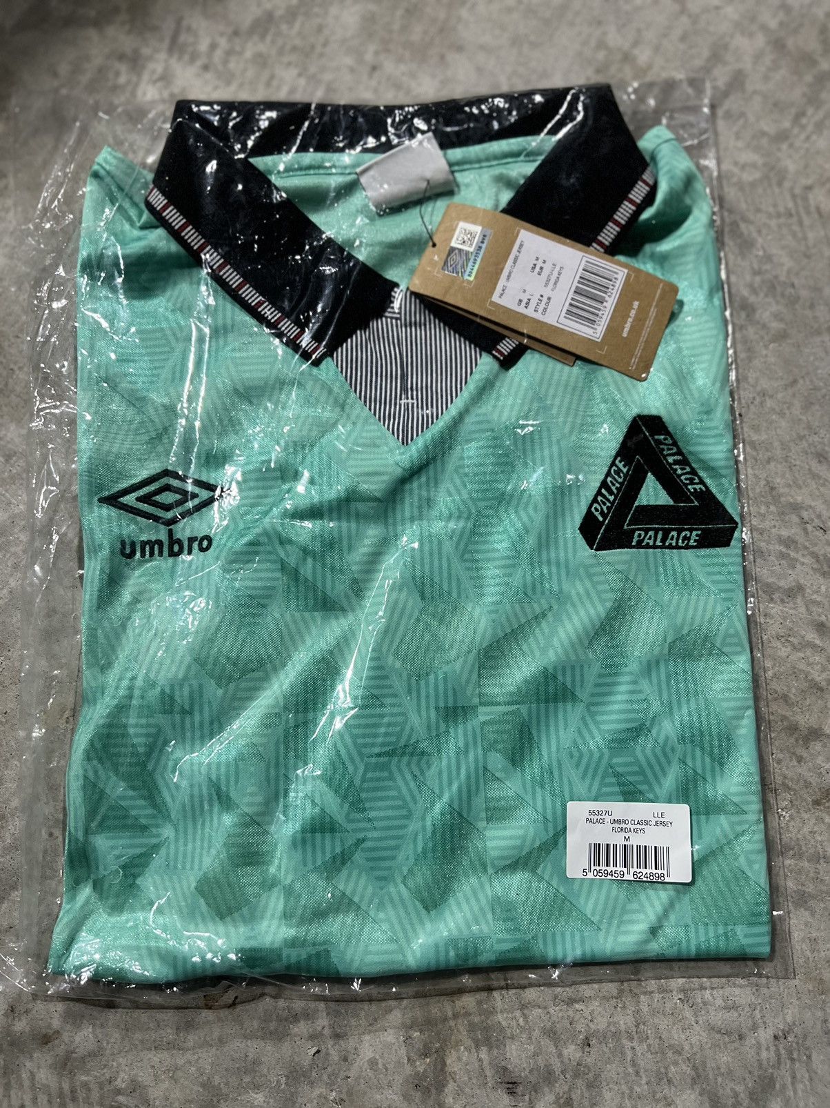 ウェア palace umbro classic jersey Florida keys Palace × Umbro Palace X Umbro Classic Jersey Florida Keys