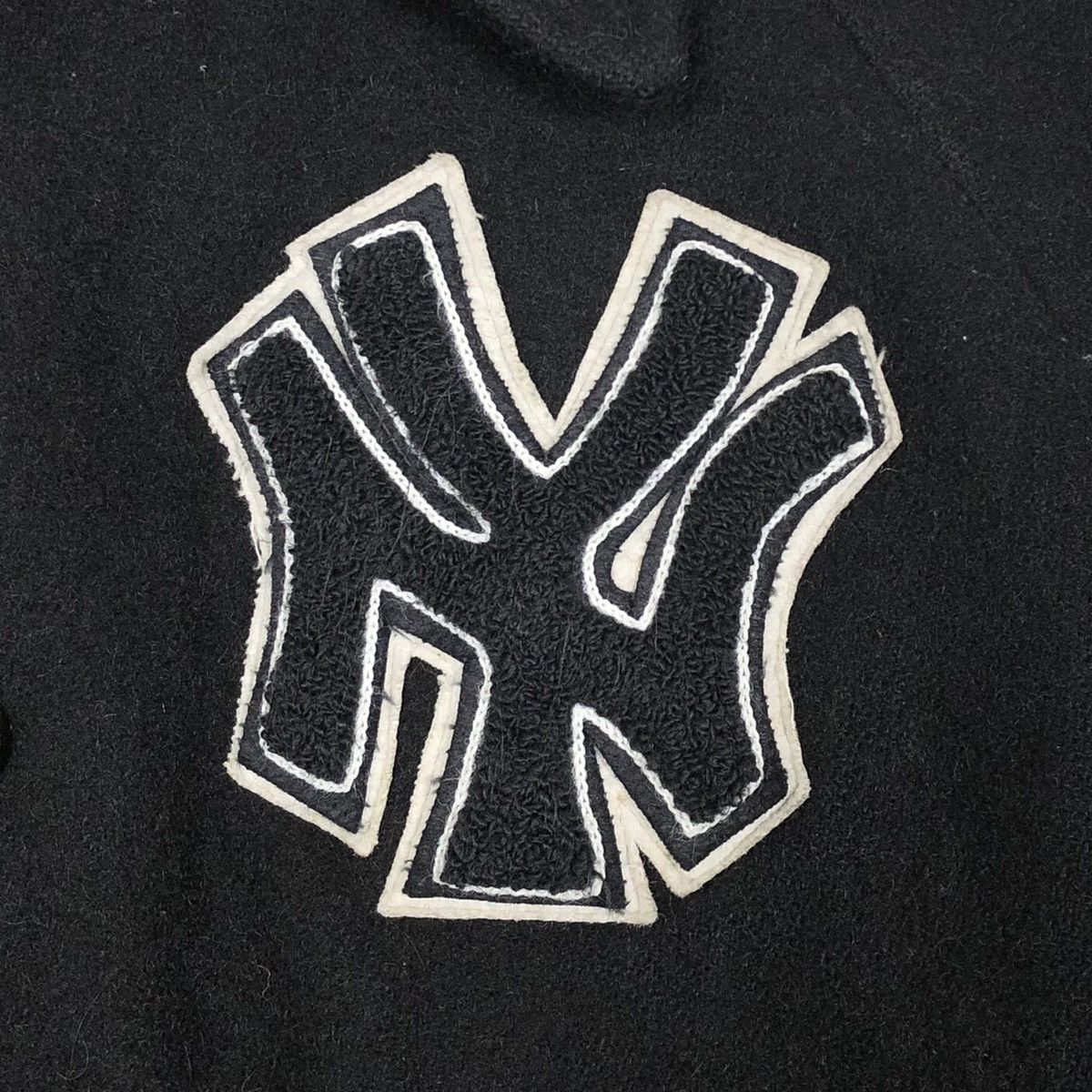 New York Yankees Vintage 80s MLB New York Yankees NY Wool Varsity Jacket Size US L / EU 52-54 / 3 - 6 Thumbnail