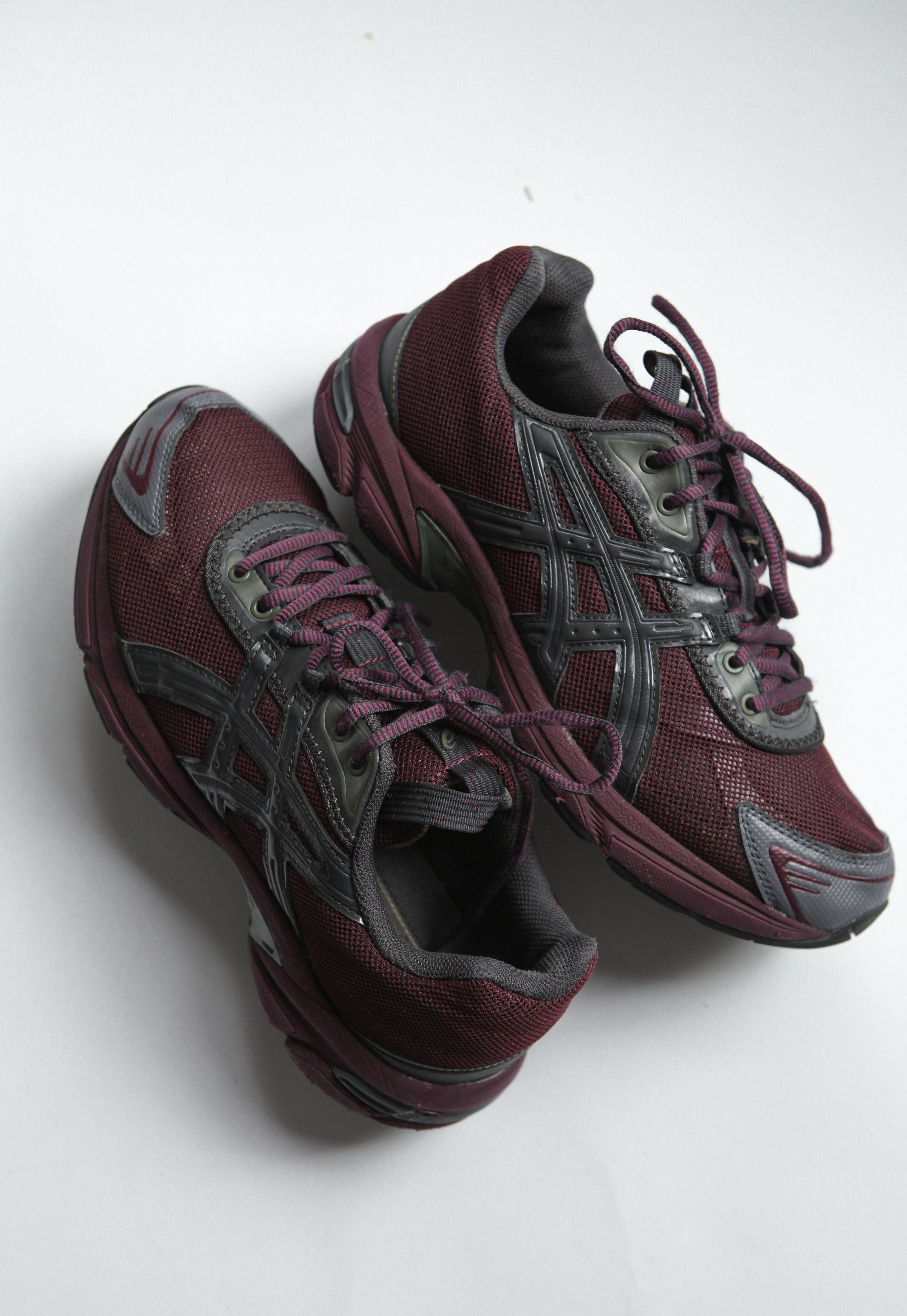 image of Asics Ub2 S Gel 1130 Deep Mars Burgundy Us9 Shoes, Men's