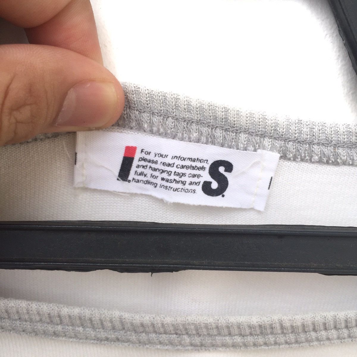 Issey Miyake Vintage 90s ISSEY MIYAKE Stripes Spell Out Big Logo T-shirt Size US XS / EU 42 / 0 - 3 Thumbnail