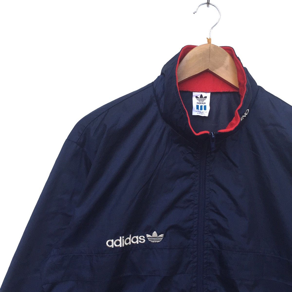 Adidas Vintage 90s Adidas Trefoil Windbreaker | M | Swag Size US M / EU 48-50 / 2 - 3 Thumbnail