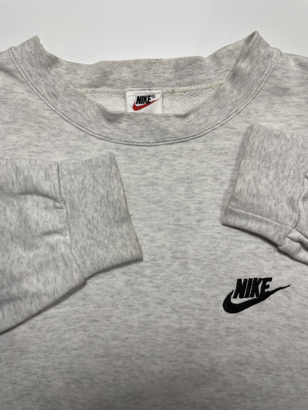 Nike × Vintage Vintage Nike Swoosh Small Embroidery Logo Sweatshirt uzi t Size US L / EU 52-54 / 3 - 5 Thumbnail