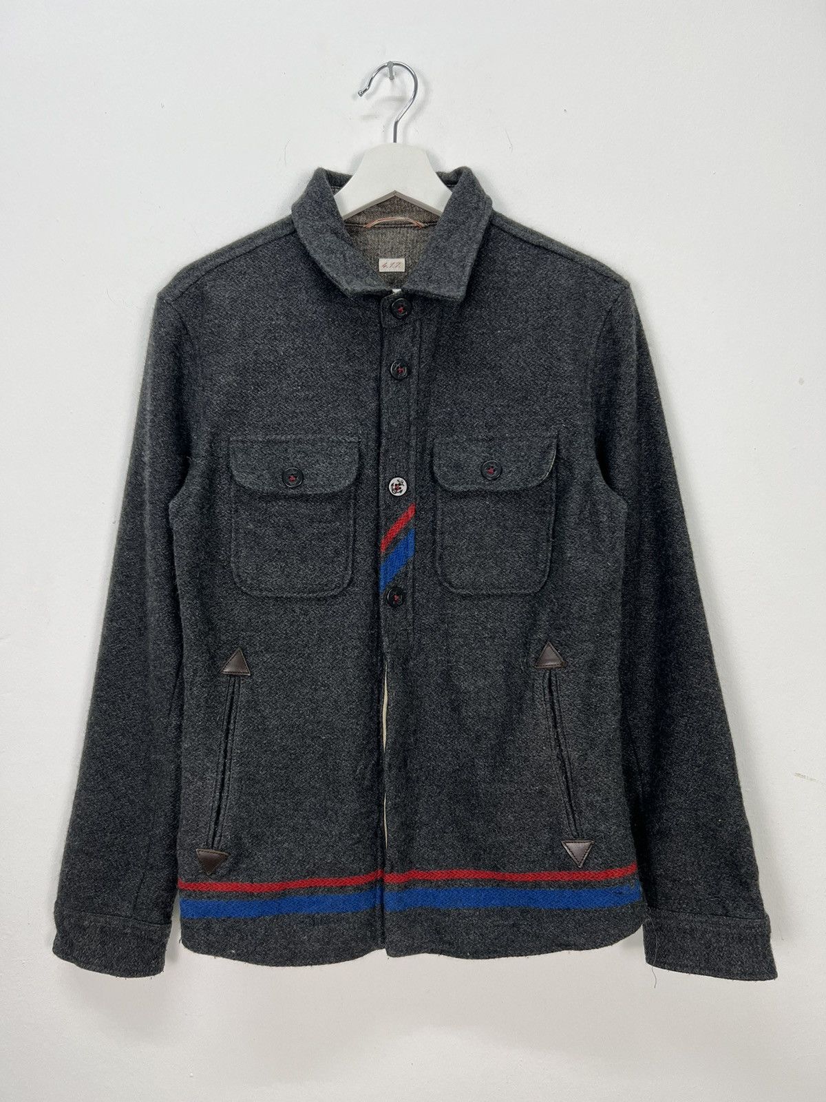 4.1.7 Wool Jacket Nice Design