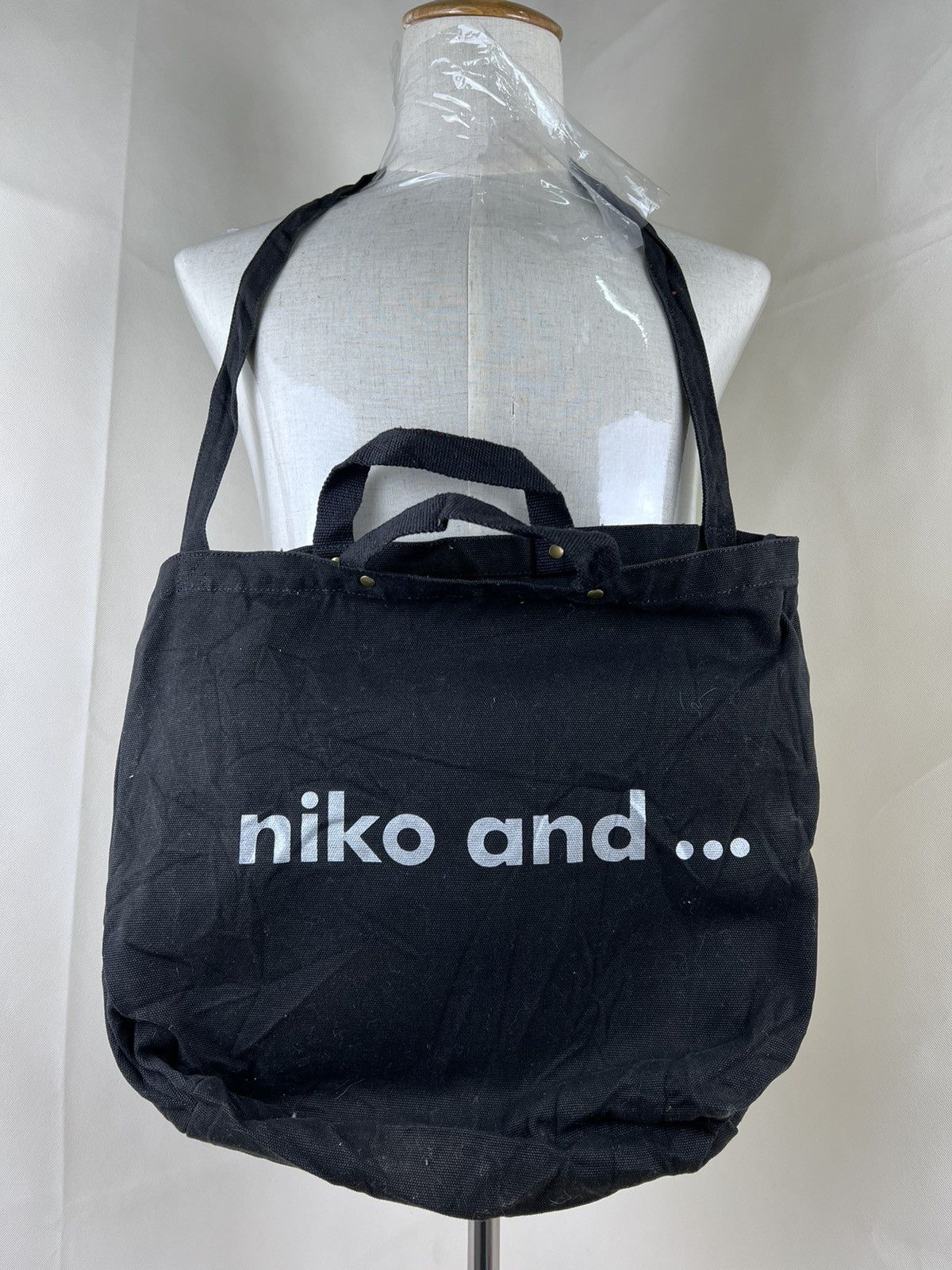 Japanese Brand Japanese Niko And Style StreetFashion Crossbody Bag Size ONE SIZE - 1 Thumbnail