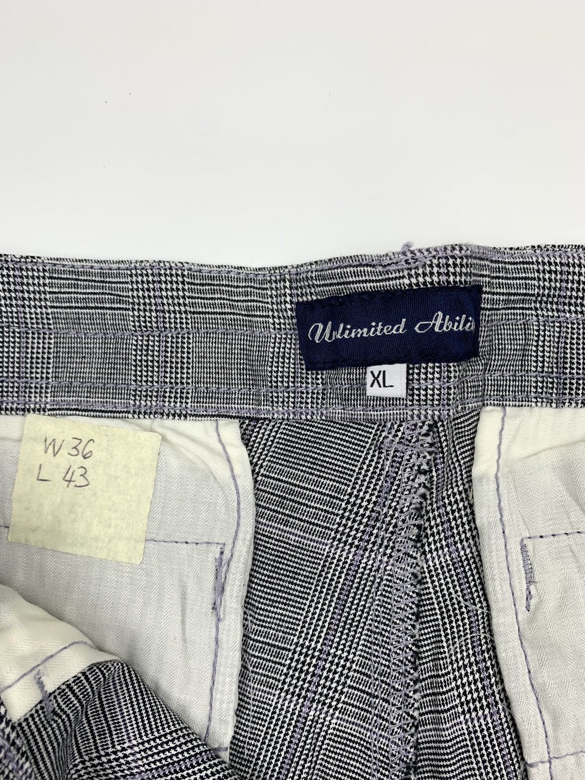 Designer × Japanese Brand Unlimited Ability Grey Checkerboard Cargo Trouser Size US 34 / EU 50 - 7 Thumbnail