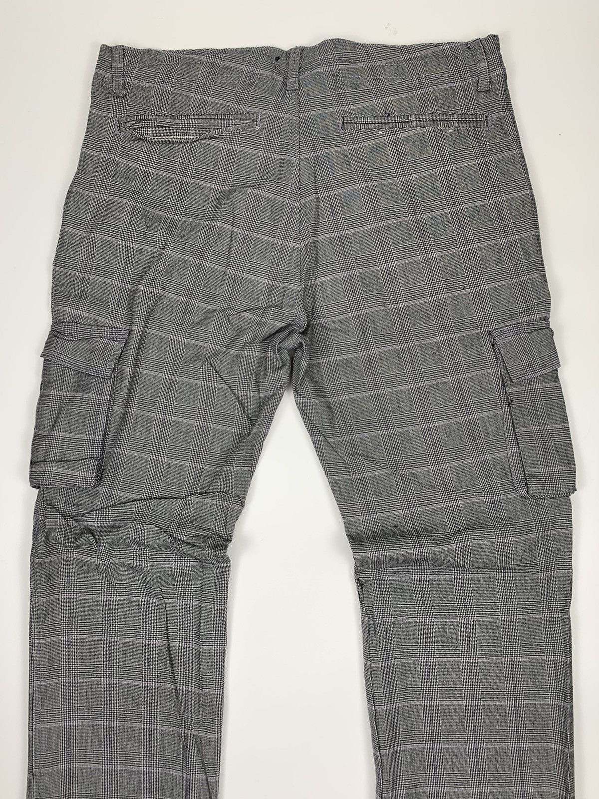 Designer × Japanese Brand Unlimited Ability Grey Checkerboard Cargo Trouser Size US 34 / EU 50 - 9 Thumbnail