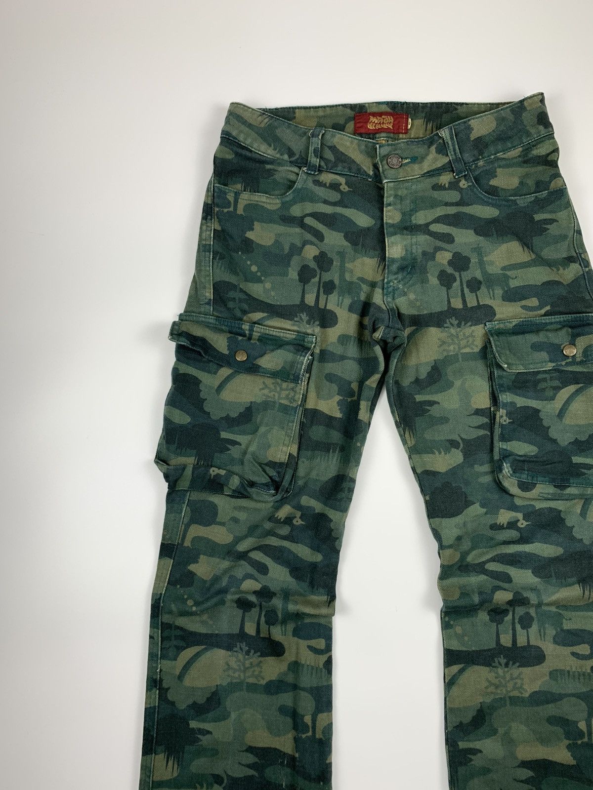 Designer × Japanese Brand Mash Mania Floral Camo Print Cargo Trousers Size US 28 / EU 44 - 2 Thumbnail