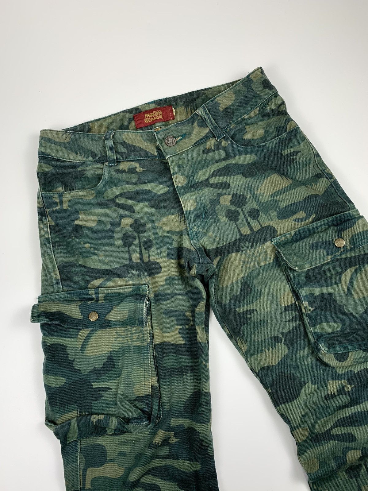 Designer × Japanese Brand Mash Mania Floral Camo Print Cargo Trousers Size US 28 / EU 44 - 5 Thumbnail