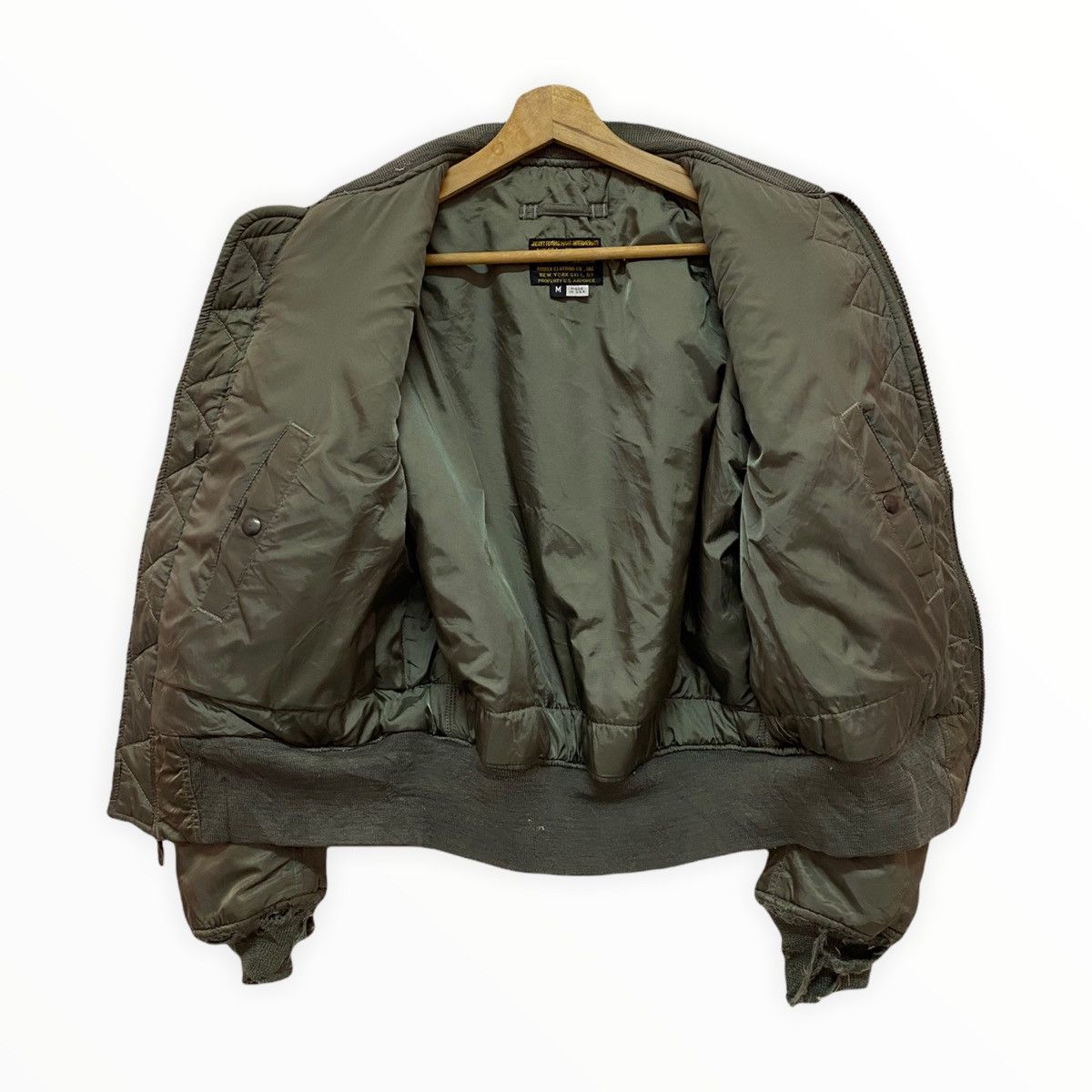 Avirex RARE🔥AVIREX MADE IN USA TYPE MA-1 FLYERS BOMBER JACKET Size US M / EU 48-50 / 2 - 3 Thumbnail