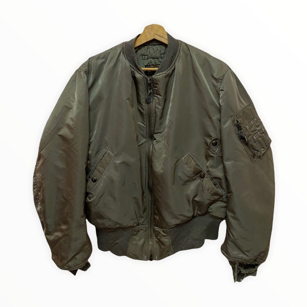Avirex RARE🔥AVIREX MADE IN USA TYPE MA-1 FLYERS BOMBER JACKET Size US M / EU 48-50 / 2 - 7 Thumbnail