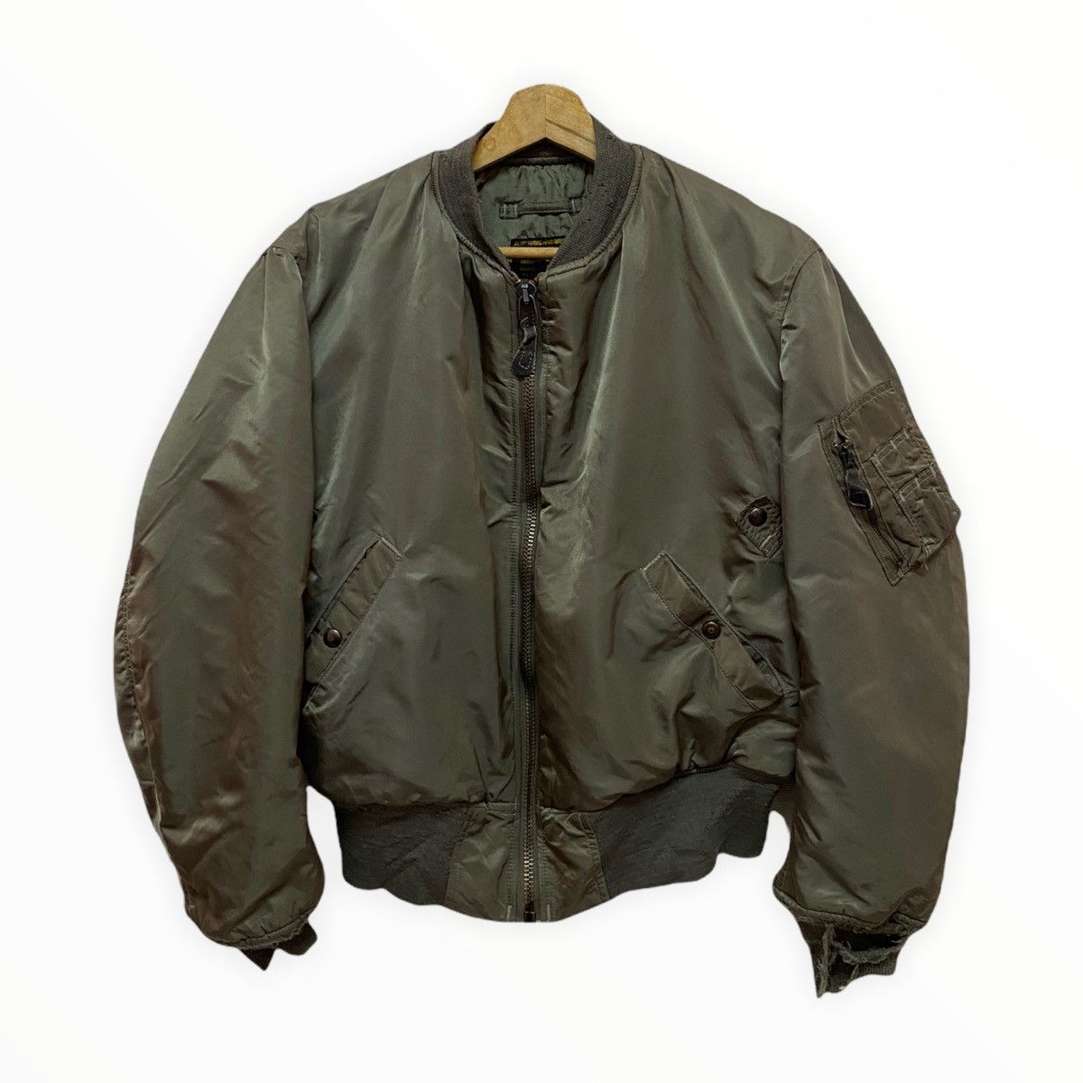 Avirex RARE🔥AVIREX MADE IN USA TYPE MA-1 FLYERS BOMBER JACKET Size US M / EU 48-50 / 2 - 6 Thumbnail