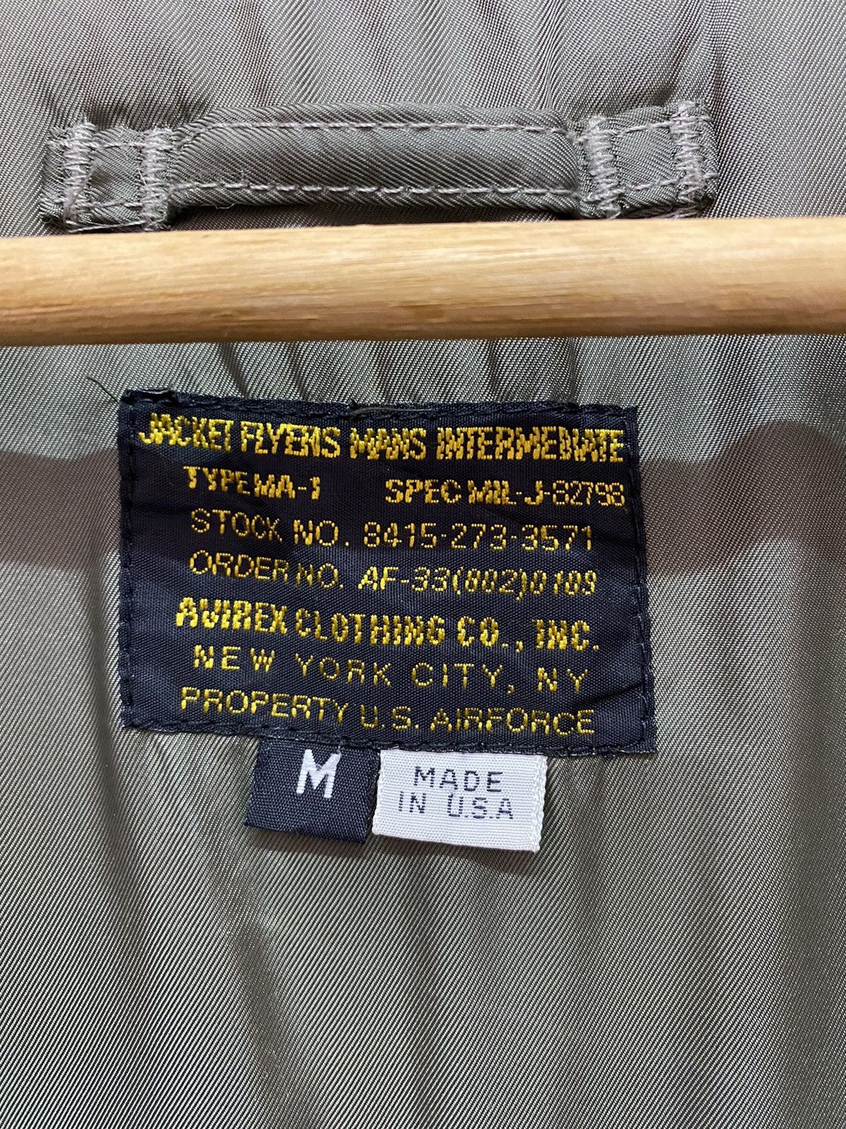 Avirex RARE🔥AVIREX MADE IN USA TYPE MA-1 FLYERS BOMBER JACKET Size US M / EU 48-50 / 2 - 8 Thumbnail