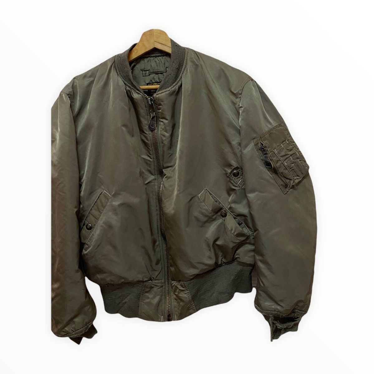Avirex RARE🔥AVIREX MADE IN USA TYPE MA-1 FLYERS BOMBER JACKET Size US M / EU 48-50 / 2 - 5 Thumbnail