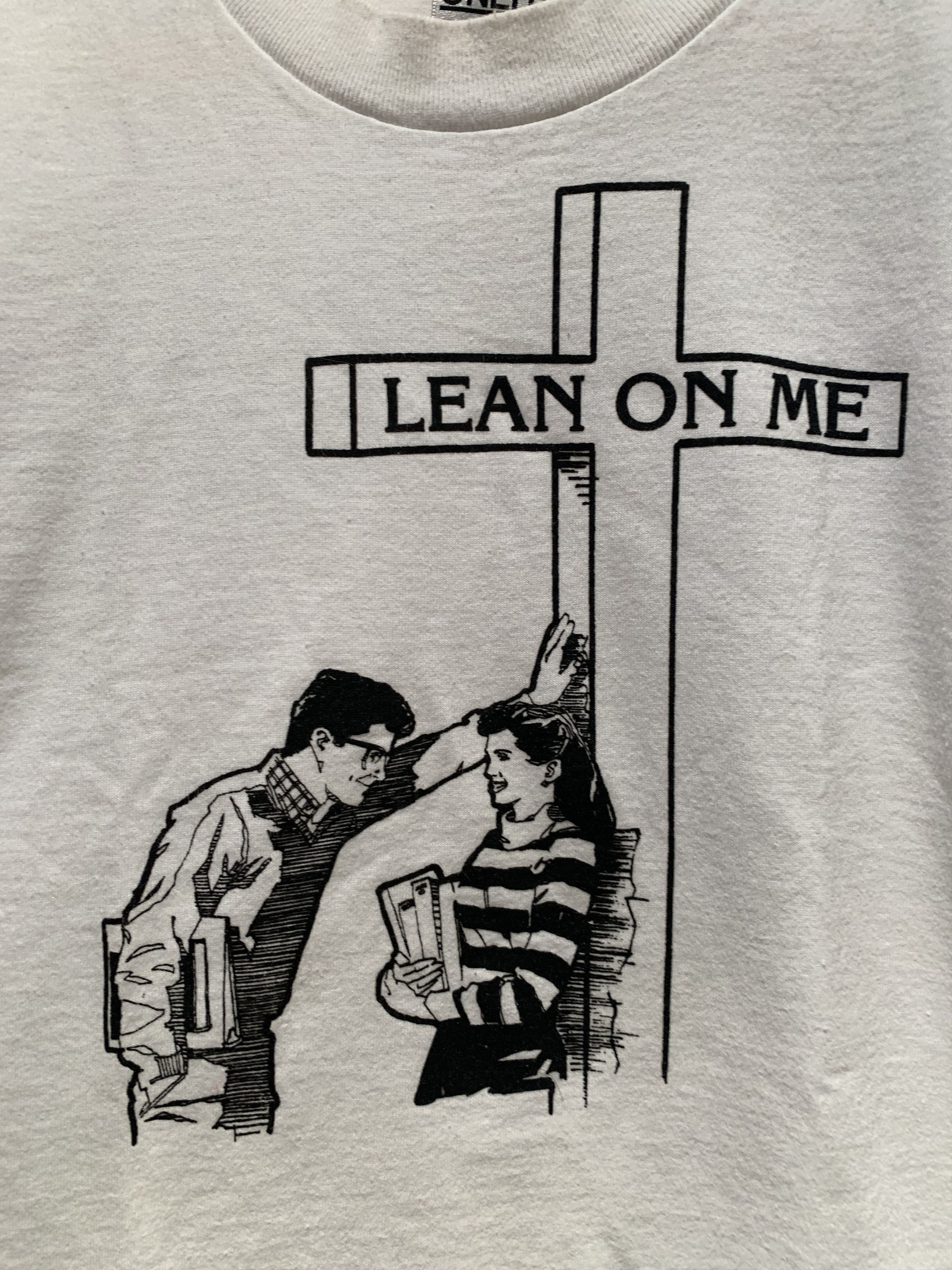 Vintage *RARE* Vintage Jesus Christ Lean On Me Cross Art T-Shirt Size US L / EU 52-54 / 3 - 2 Thumbnail